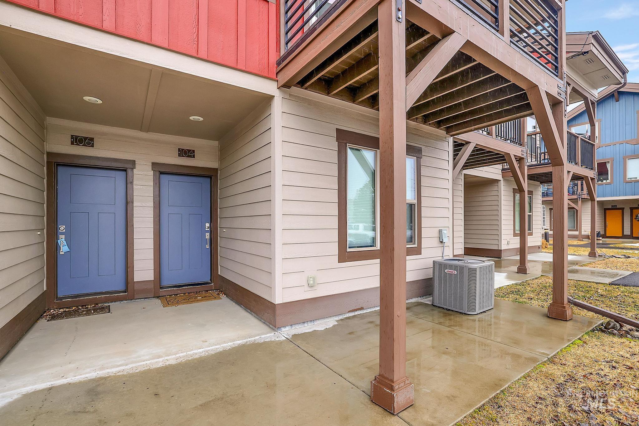 104 Broken Pine Ln., McCall, Idaho 83638, 3 Bedrooms, 3 Bathrooms, Residential For Sale, Price $539,900,MLS 98977040