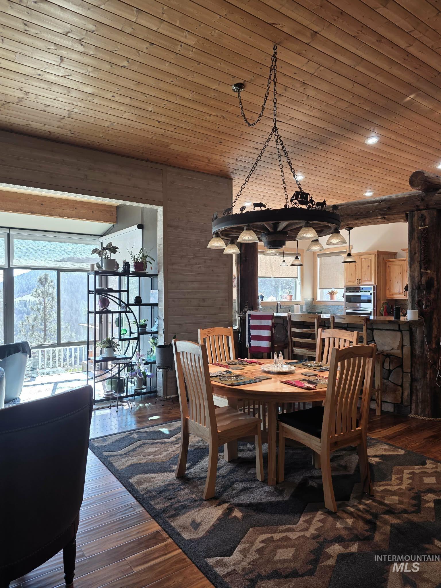 809 River Pointe Lane, Lenore, Idaho 83541, 2 Bedrooms, 2 Bathrooms, Residential For Sale, Price $995,000,MLS 98977042