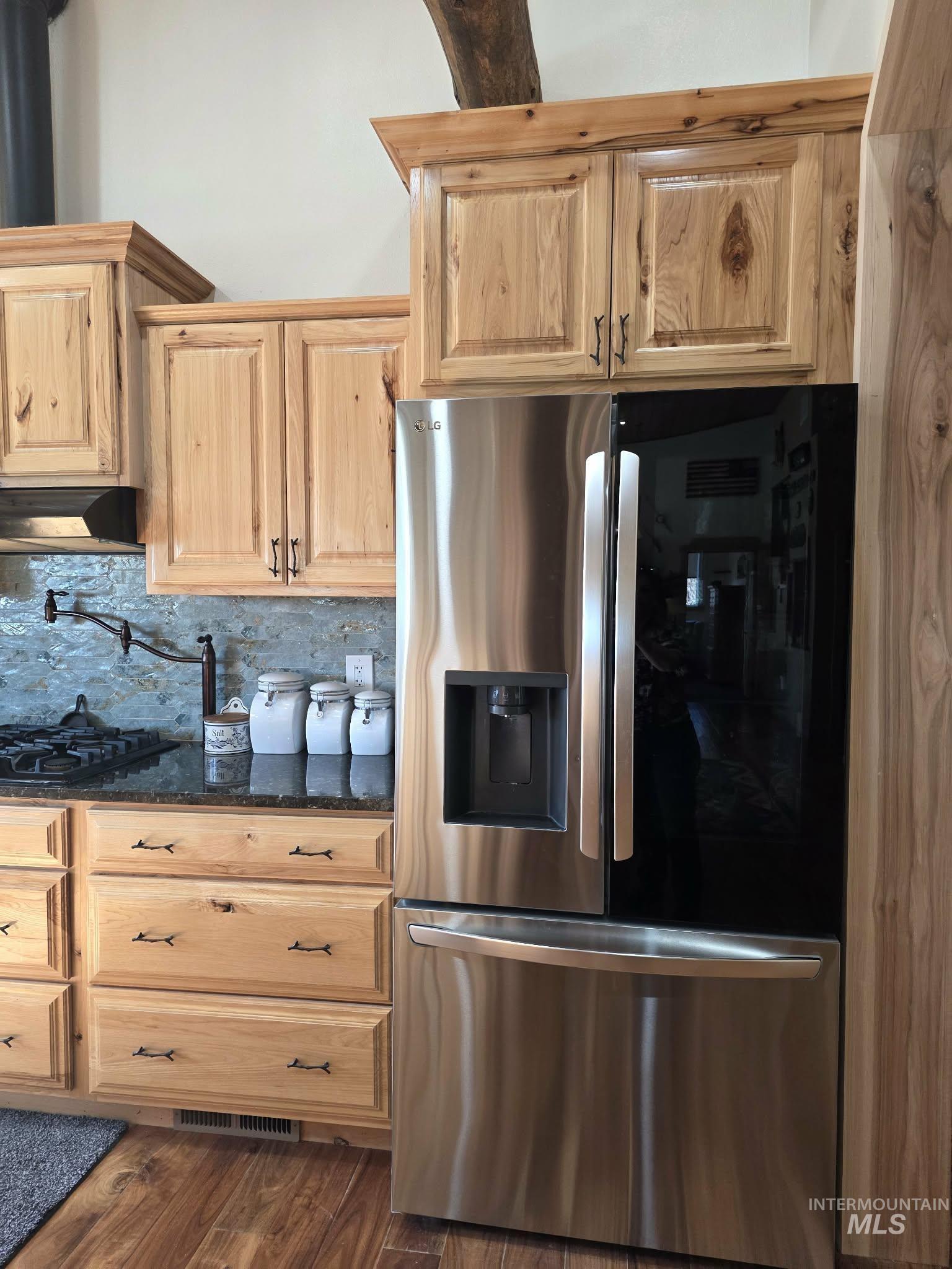 809 River Pointe Lane, Lenore, Idaho 83541, 2 Bedrooms, 2 Bathrooms, Residential For Sale, Price $995,000,MLS 98977042