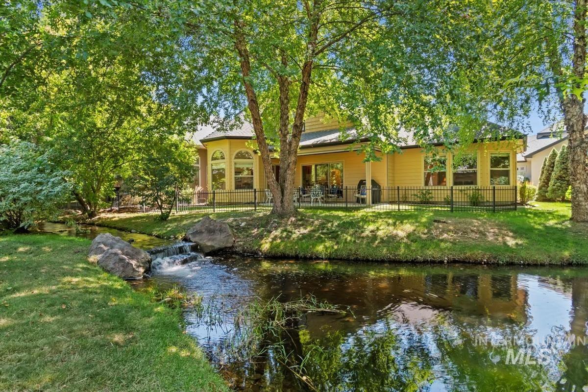 1908 S Stream Pointe Ln, Eagle, Idaho 83616-7135, 4 Bedrooms, 3.5 Bathrooms, Residential For Sale, Price $759,000, 98977043