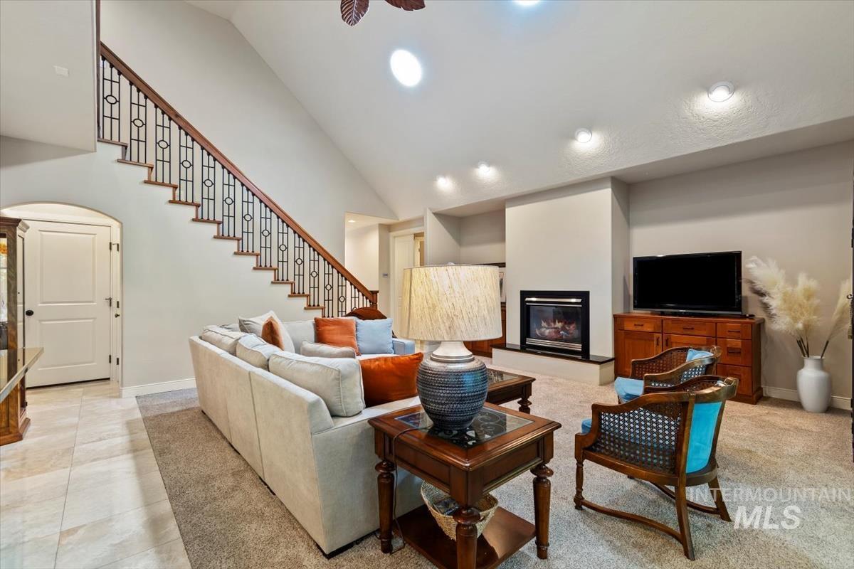 1908 S Stream Pointe Ln, Eagle, Idaho 83616-7135, 4 Bedrooms, 3.5 Bathrooms, Residential For Sale, Price $759,000, 98977043