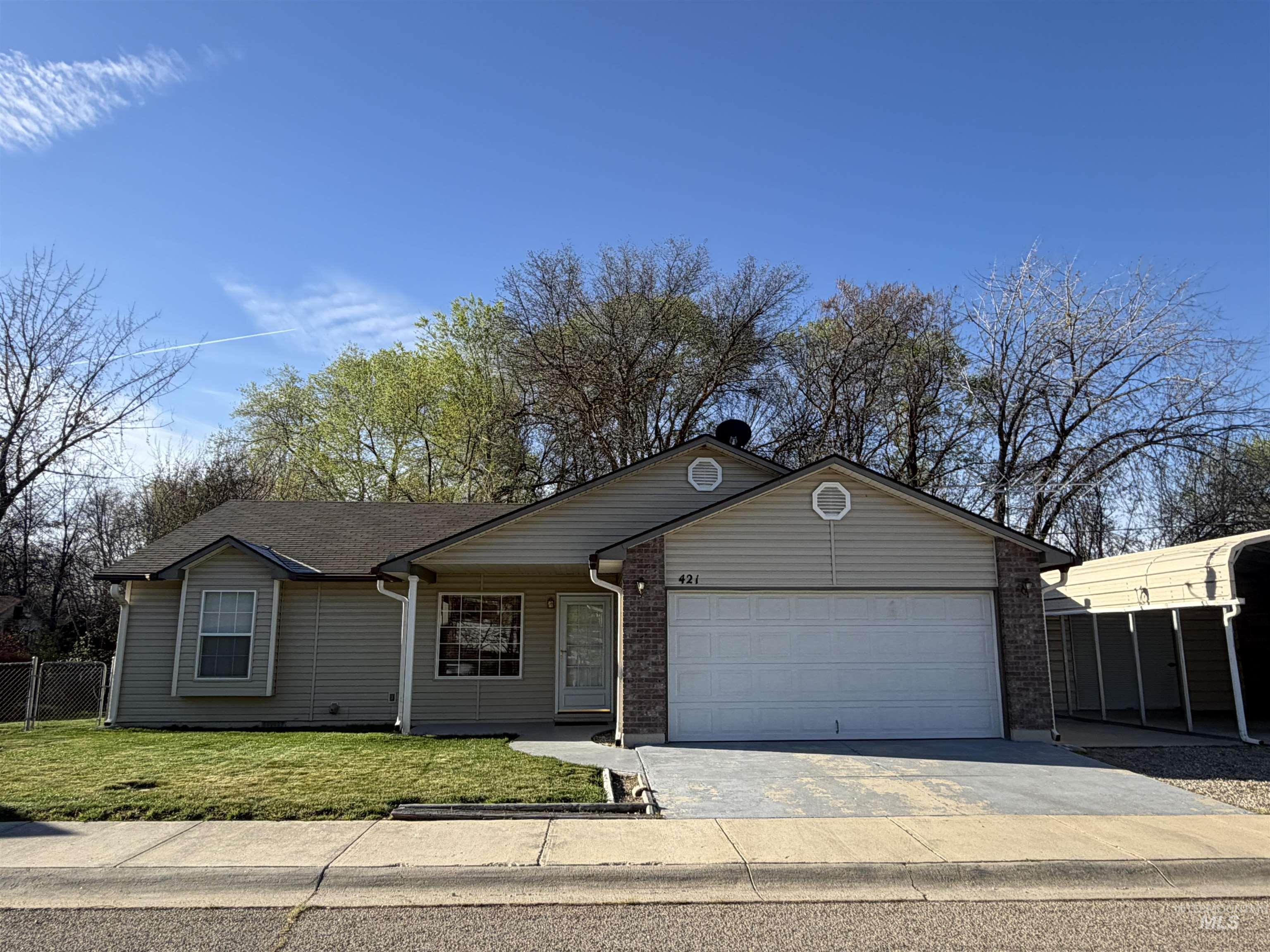 421 W 6th Street, Emmett, Idaho 83617, 3 Bedrooms, 2 Bathrooms, Residential For Sale, Price $475,000,MLS 98977044