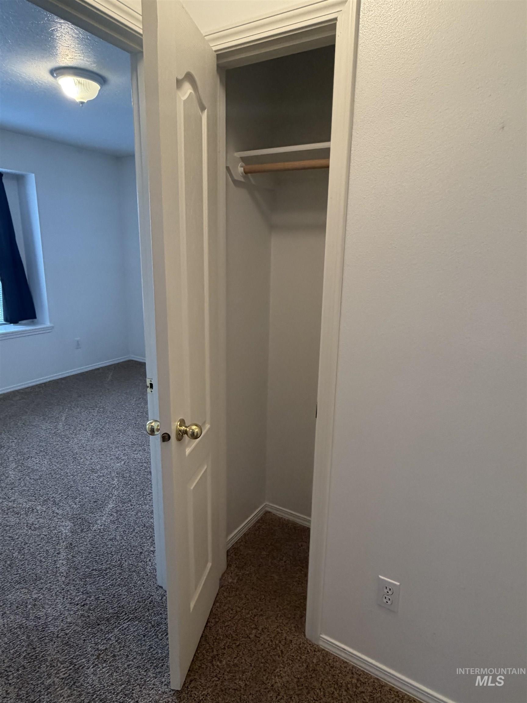 421 W 6th Street, Emmett, Idaho 83617, 3 Bedrooms, 2 Bathrooms, Residential For Sale, Price $475,000,MLS 98977044