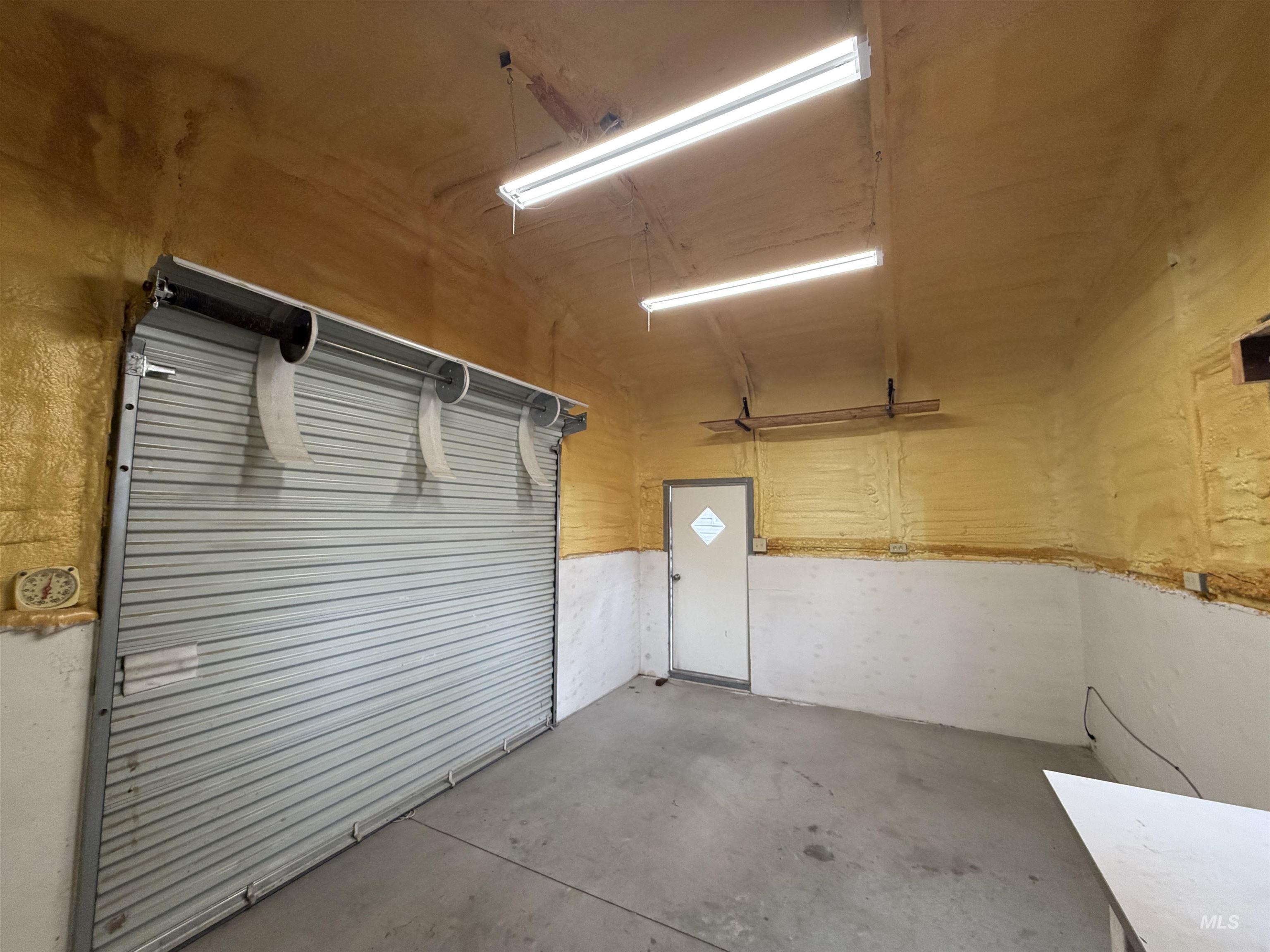 421 W 6th Street, Emmett, Idaho 83617, 3 Bedrooms, 2 Bathrooms, Residential For Sale, Price $475,000,MLS 98977044