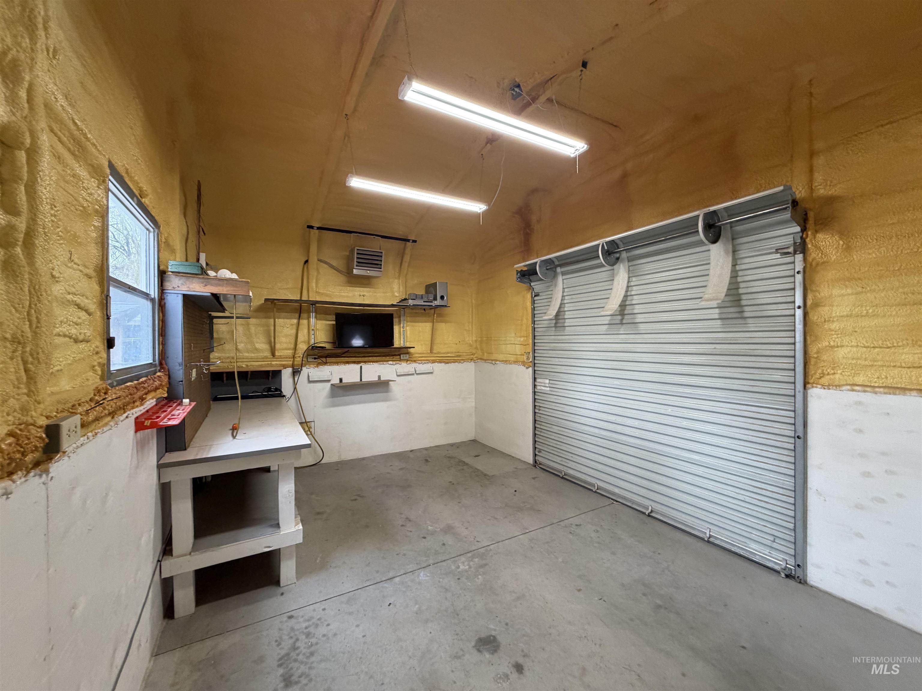 421 W 6th Street, Emmett, Idaho 83617, 3 Bedrooms, 2 Bathrooms, Residential For Sale, Price $475,000,MLS 98977044