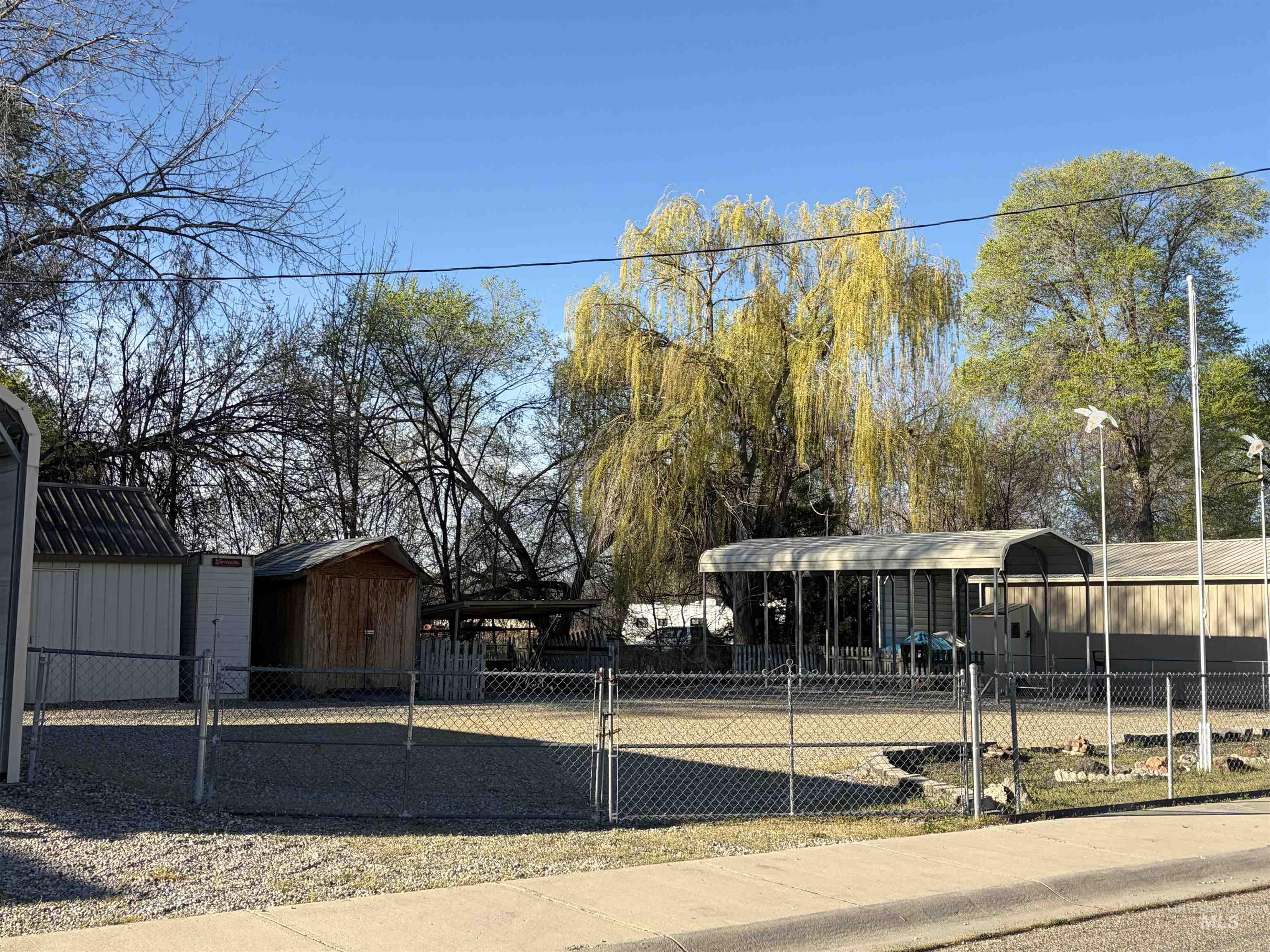 421 W 6th Street, Emmett, Idaho 83617, 3 Bedrooms, 2 Bathrooms, Residential For Sale, Price $475,000,MLS 98977044