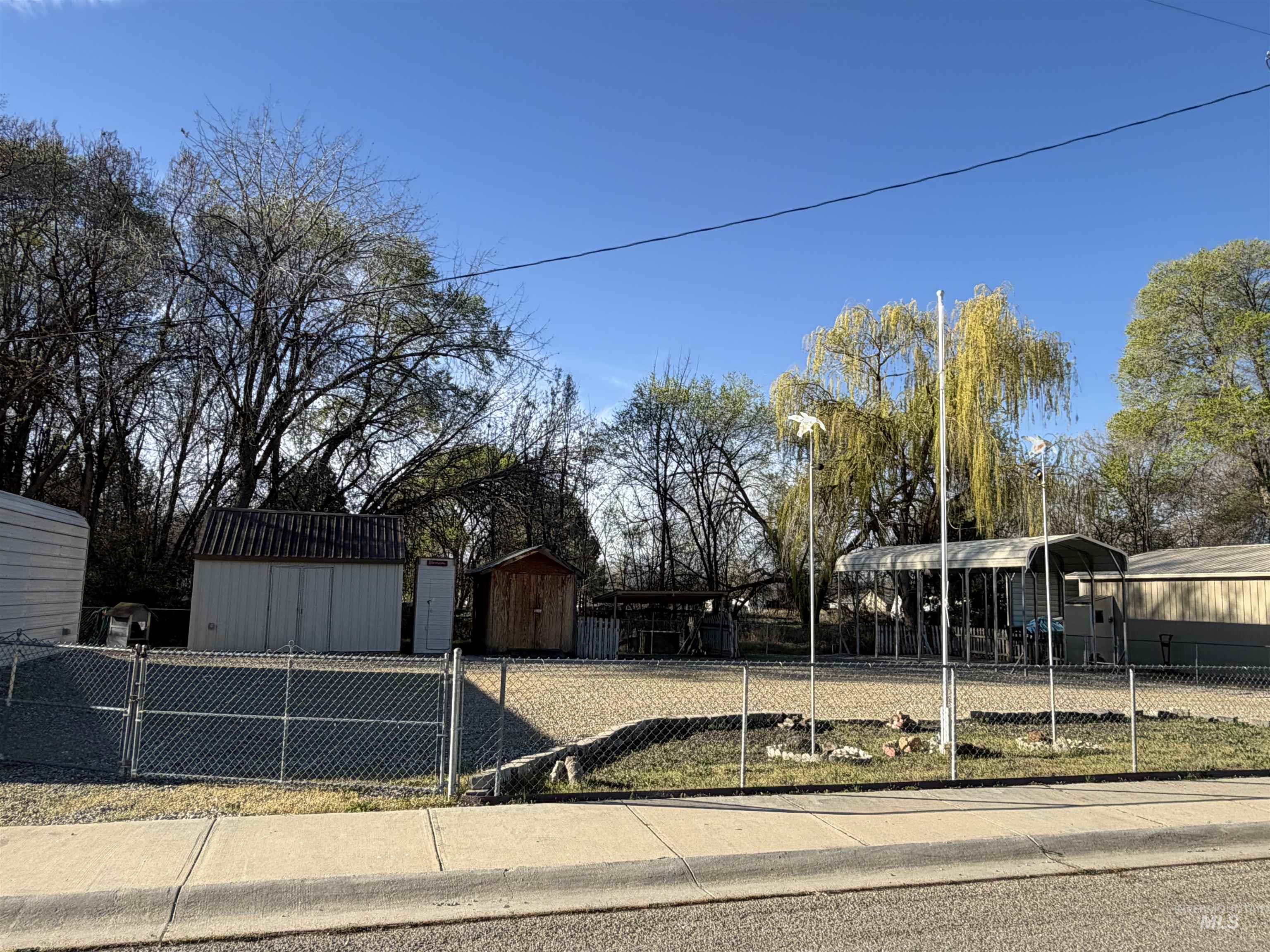 421 W 6th Street, Emmett, Idaho 83617, 3 Bedrooms, 2 Bathrooms, Residential For Sale, Price $475,000,MLS 98977044