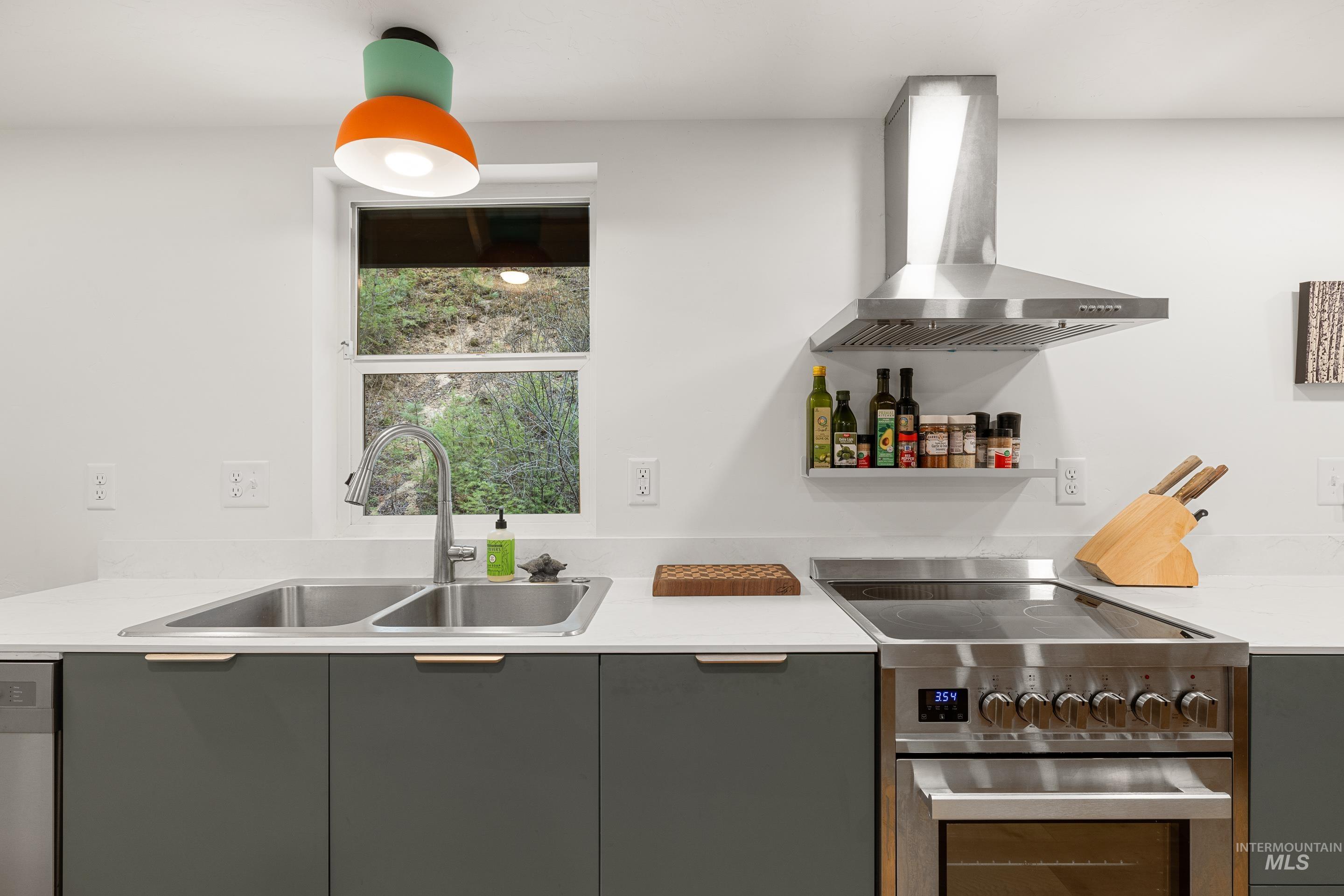 32 Sky Ridge, Garden Valley, Idaho 83622, 2 Bedrooms, 2 Bathrooms, Residential For Sale, Price $375,000, 98977045