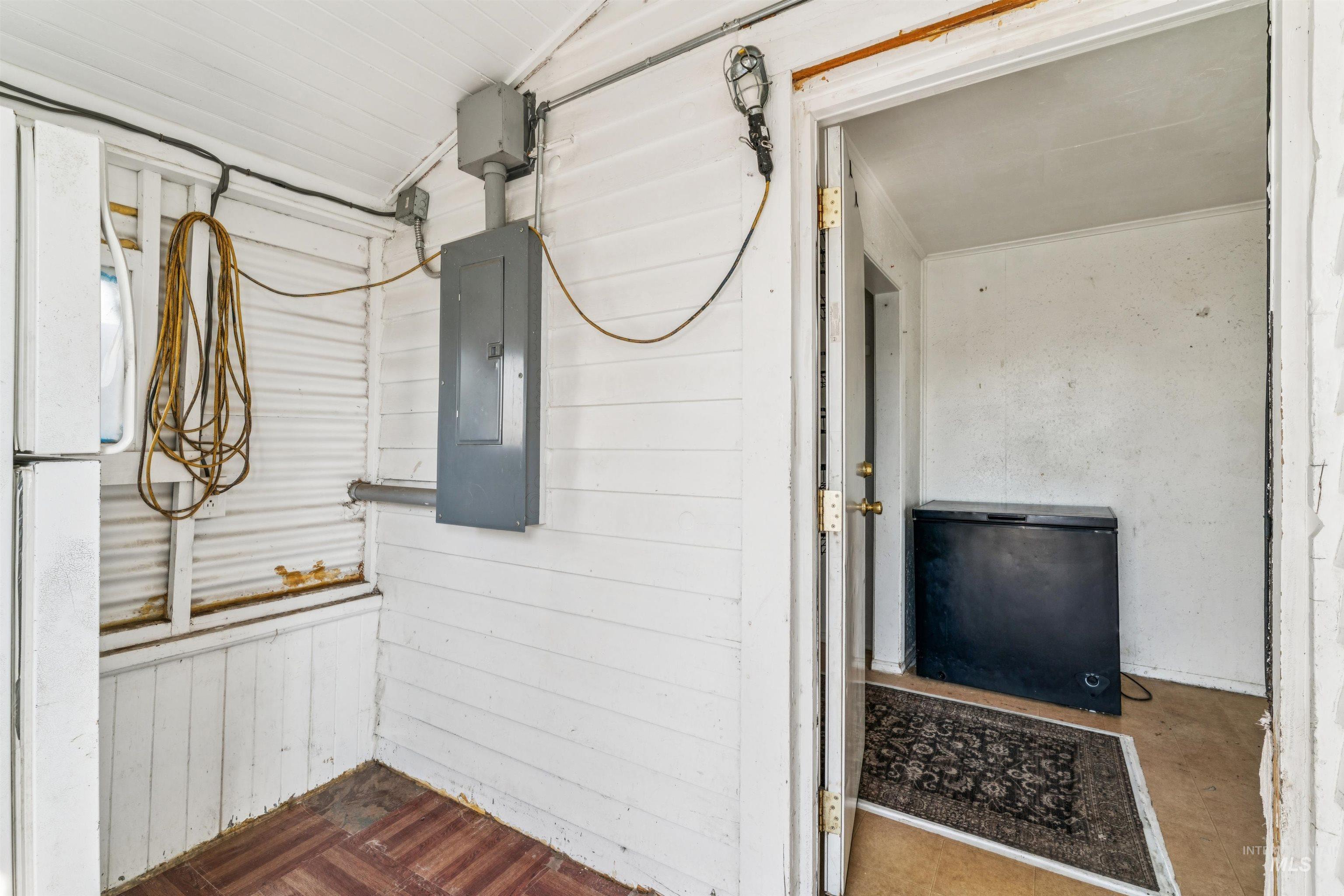 521 10th Ave N, Payette, Idaho 83661, 4 Bedrooms, 2 Bathrooms, Residential For Sale, Price $185,000,MLS 98977048