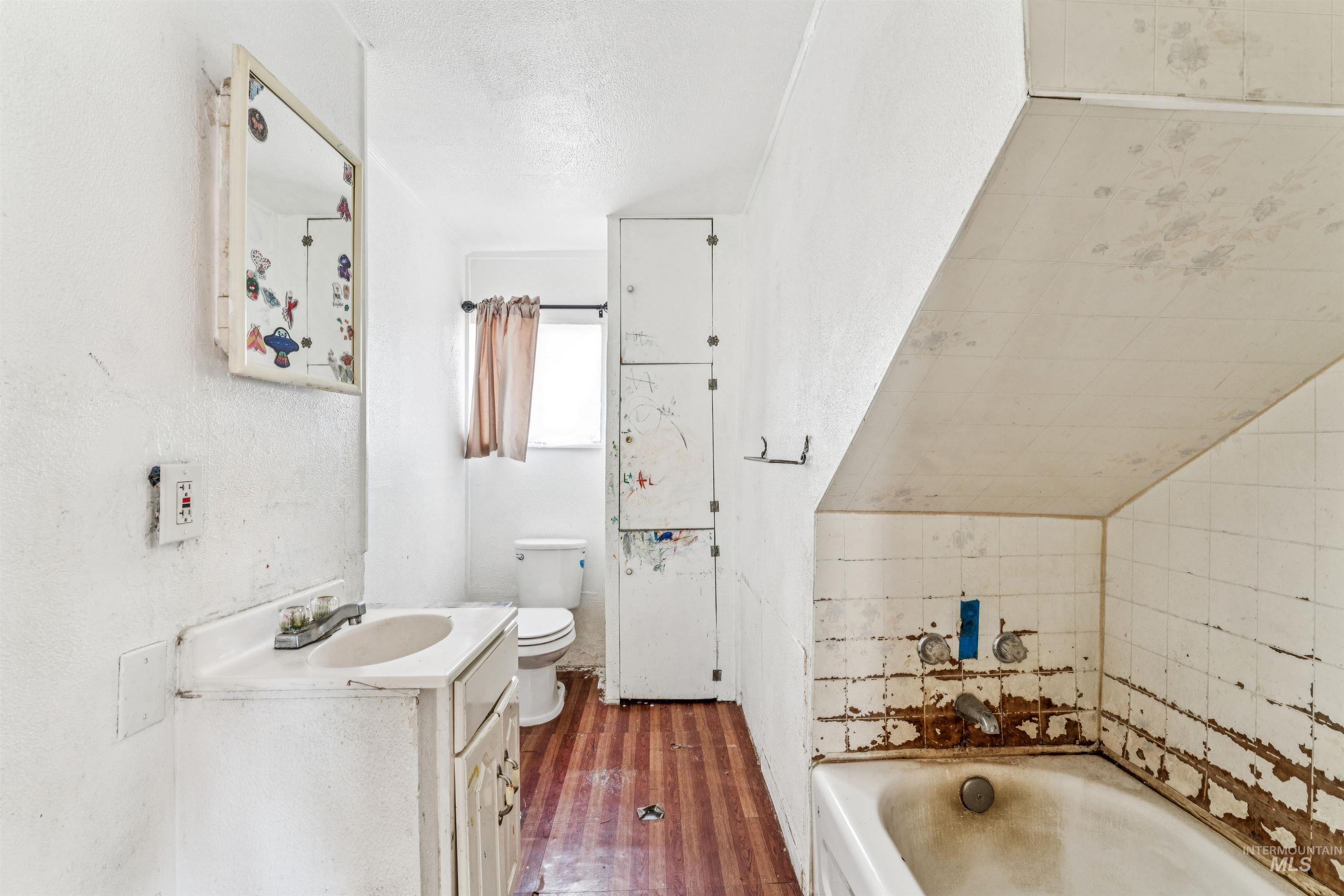 521 10th Ave N, Payette, Idaho 83661, 4 Bedrooms, 2 Bathrooms, Residential For Sale, Price $185,000,MLS 98977048