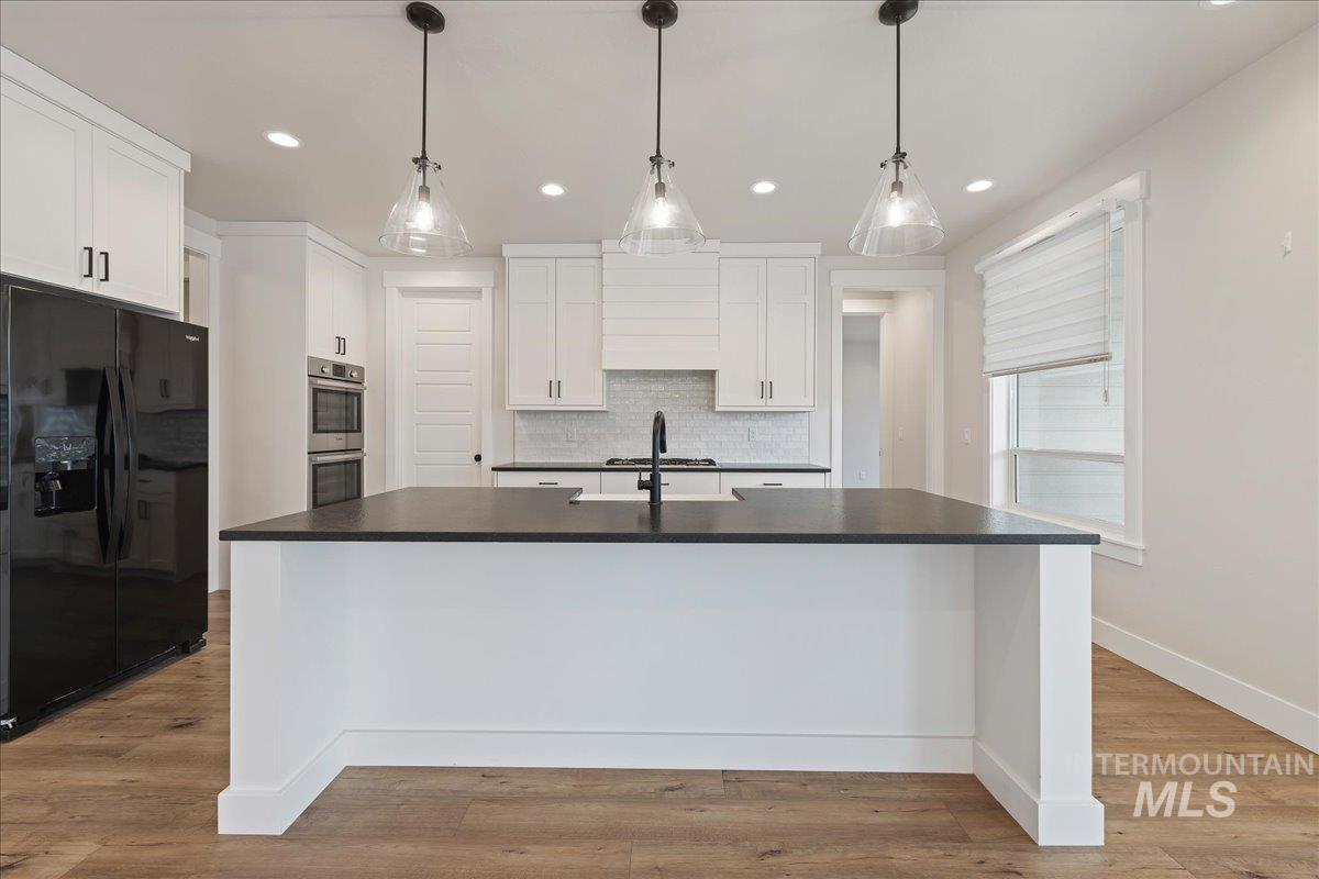 3960 E Mardia Street, Meridian, Idaho 83642, 3 Bedrooms, 2.5 Bathrooms, Residential For Sale, Price $635,000, 98977051