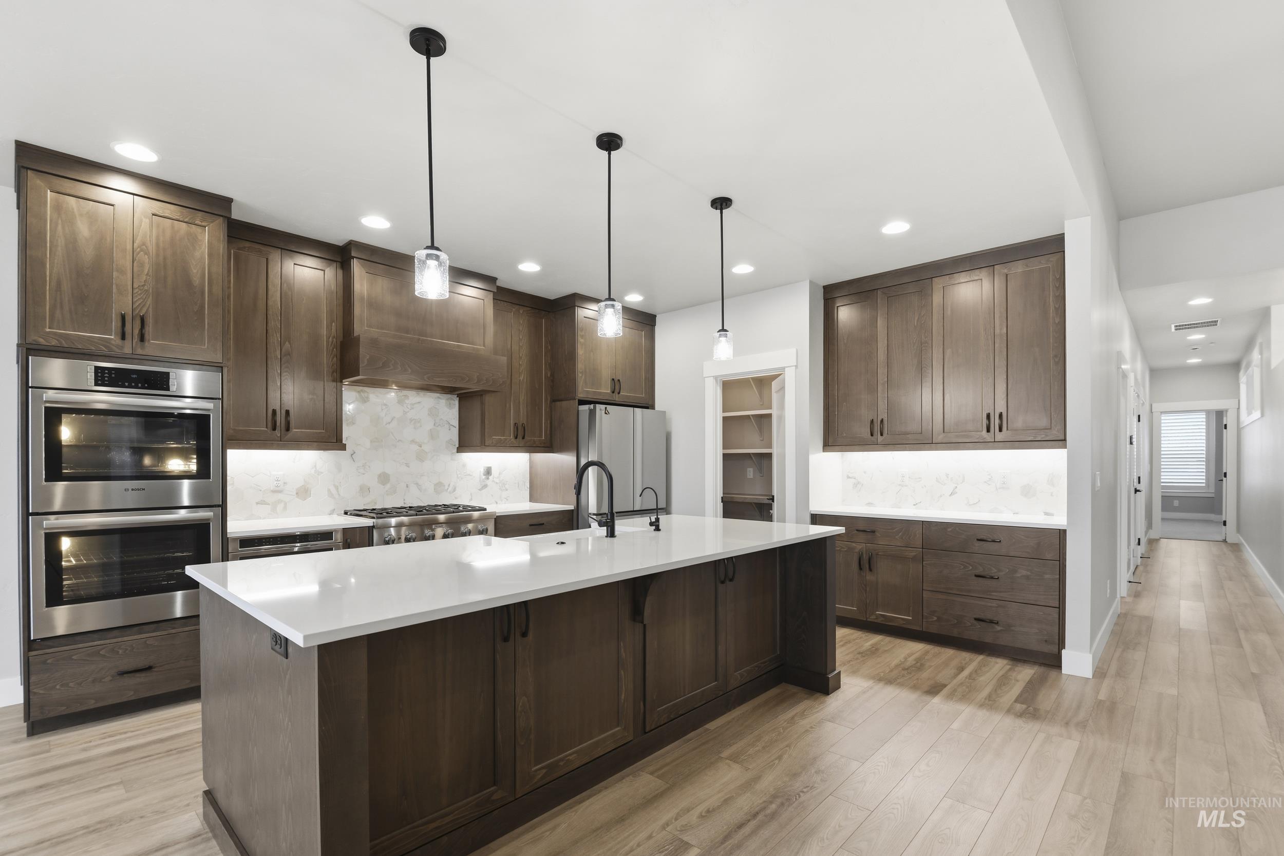 4640 N McKinley Park, Meridian, Idaho 83646, 3 Bedrooms, 2.5 Bathrooms, Residential For Sale, Price $859,900, 98977052