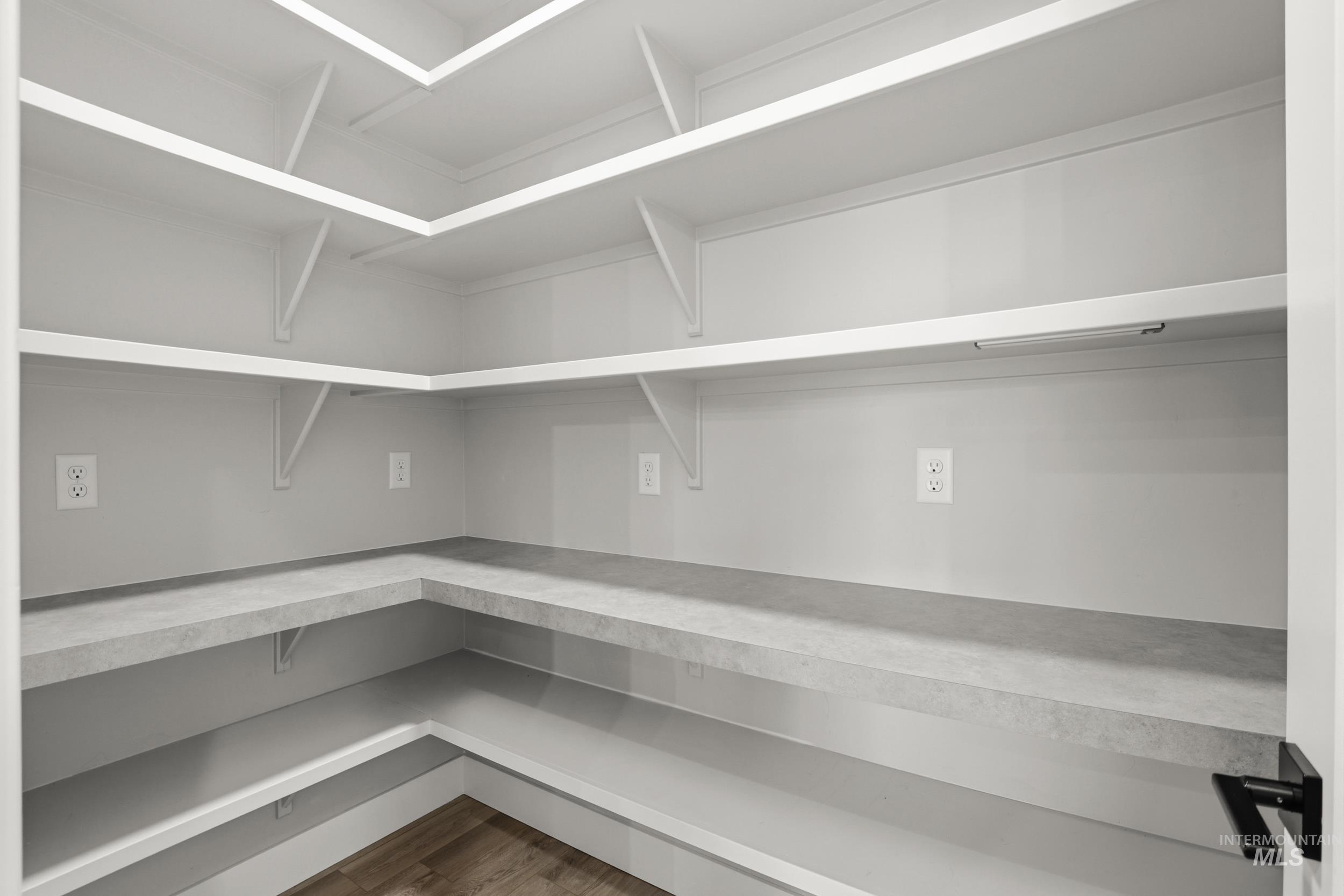 4640 N McKinley Park, Meridian, Idaho 83646, 3 Bedrooms, 2.5 Bathrooms, Residential For Sale, Price $859,900, 98977052