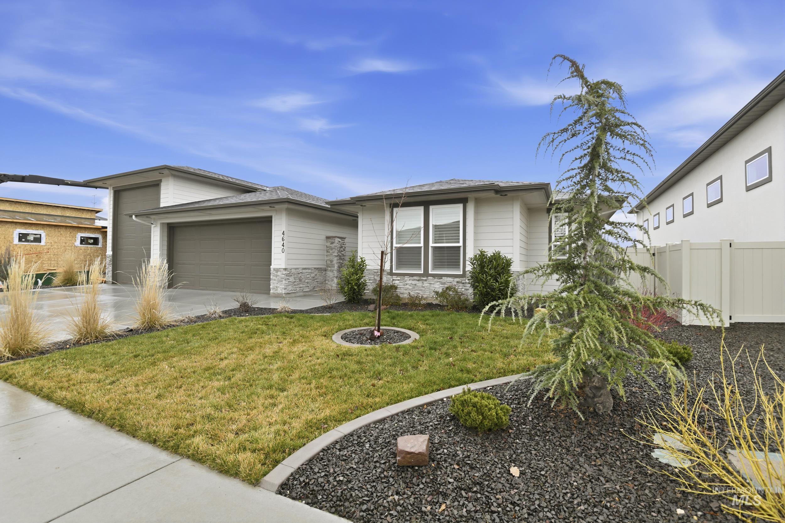 4640 N McKinley Park, Meridian, Idaho 83646, 3 Bedrooms, 2.5 Bathrooms, Residential For Sale, Price $859,900, 98977052
