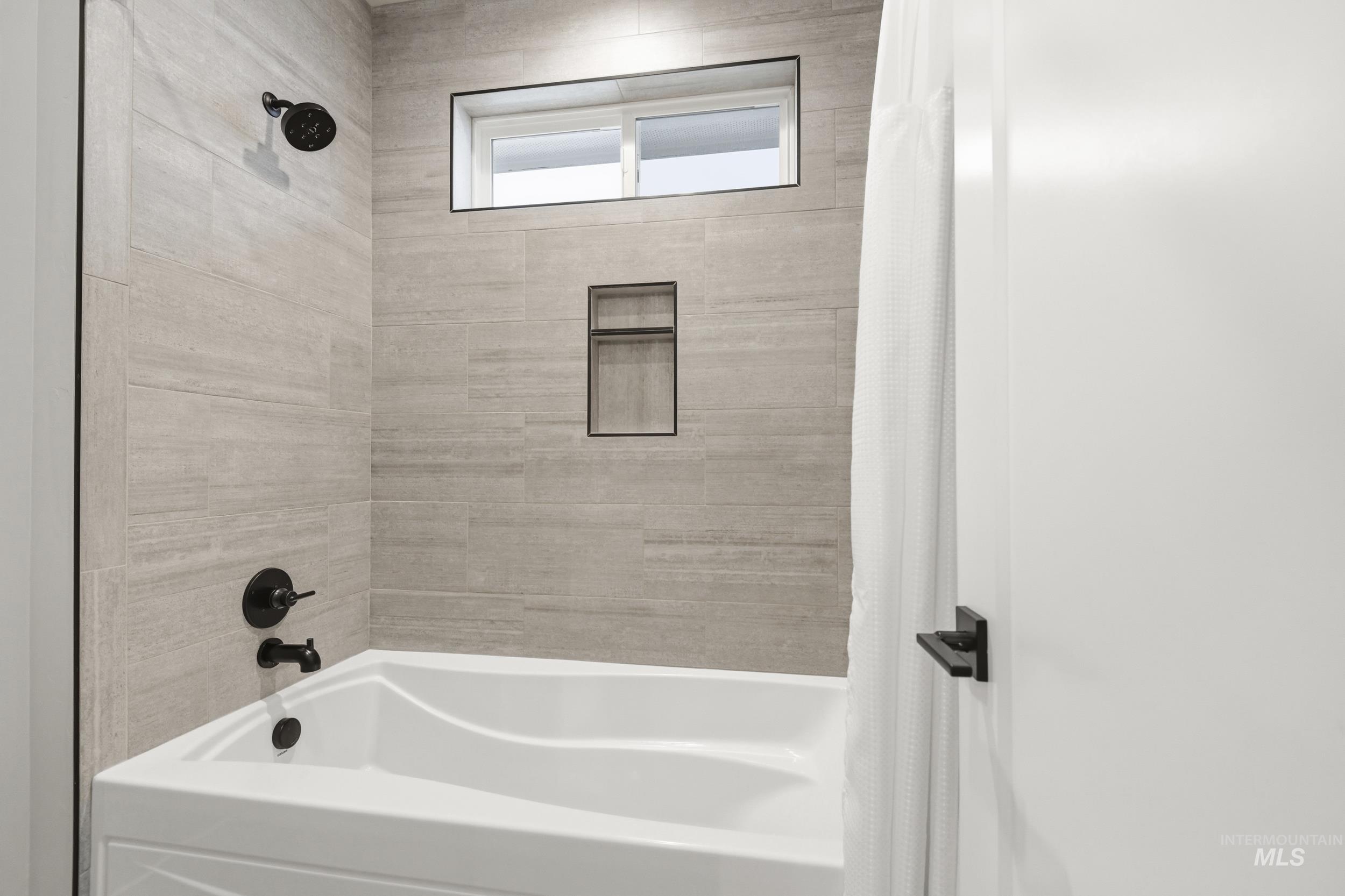 4640 N McKinley Park, Meridian, Idaho 83646, 3 Bedrooms, 2.5 Bathrooms, Residential For Sale, Price $859,900, 98977052