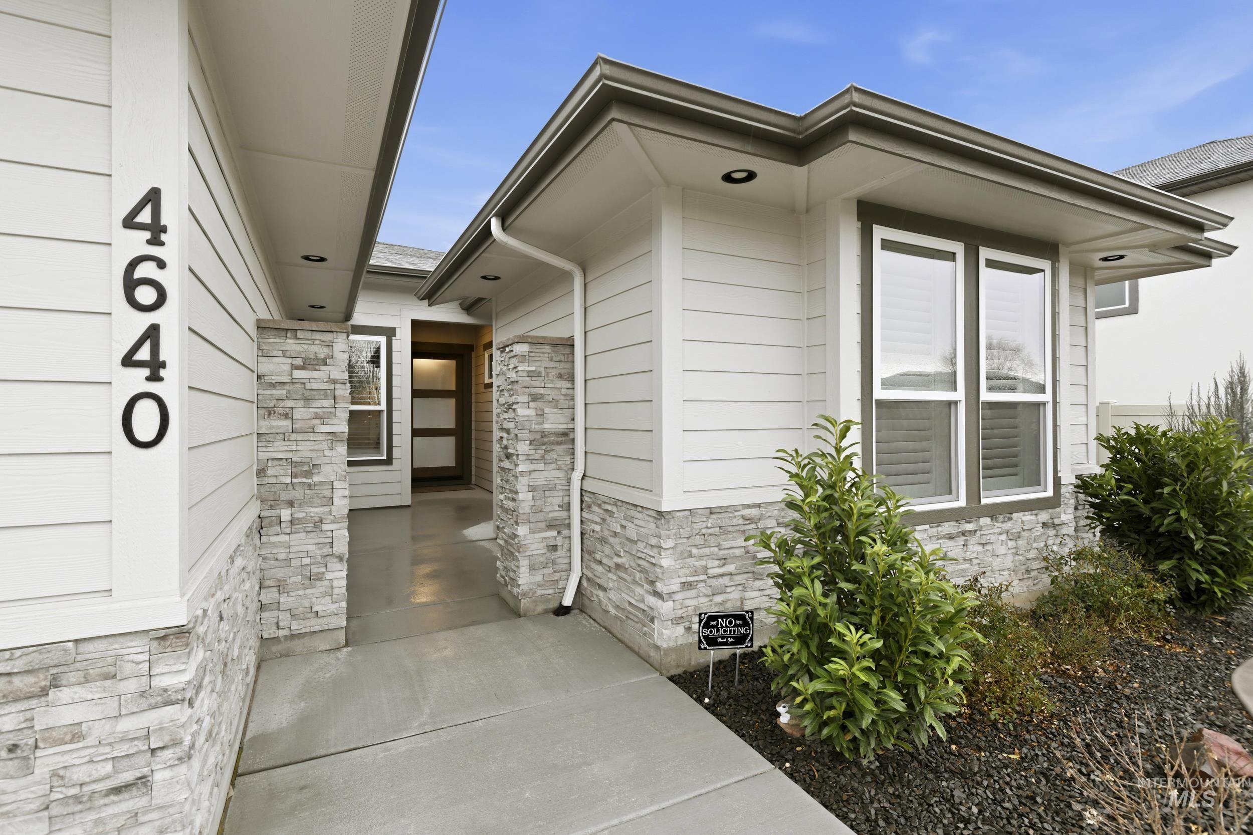 4640 N McKinley Park, Meridian, Idaho 83646, 3 Bedrooms, 2.5 Bathrooms, Residential For Sale, Price $859,900, 98977052