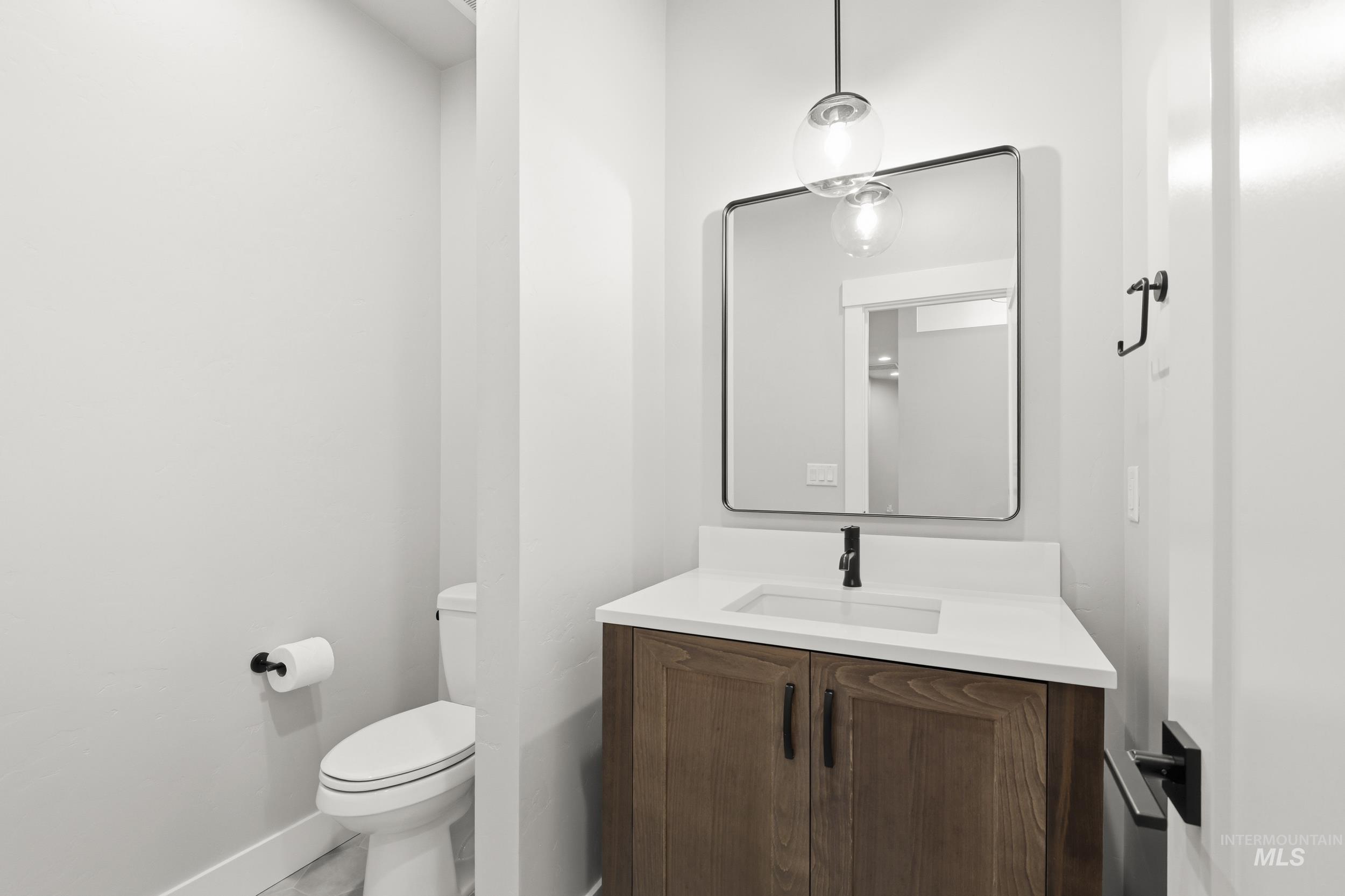 4640 N McKinley Park, Meridian, Idaho 83646, 3 Bedrooms, 2.5 Bathrooms, Residential For Sale, Price $859,900, 98977052