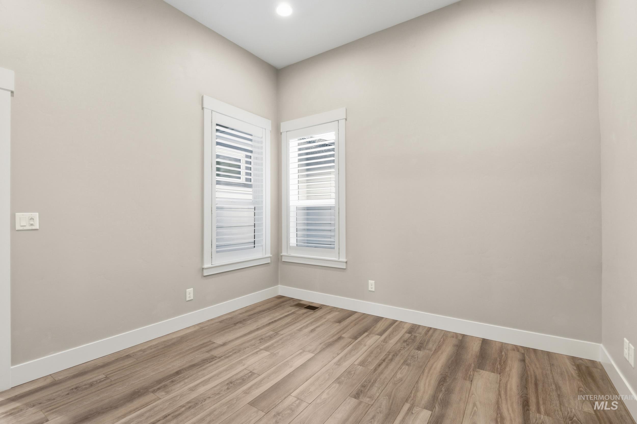 4640 N McKinley Park, Meridian, Idaho 83646, 3 Bedrooms, 2.5 Bathrooms, Residential For Sale, Price $859,900, 98977052