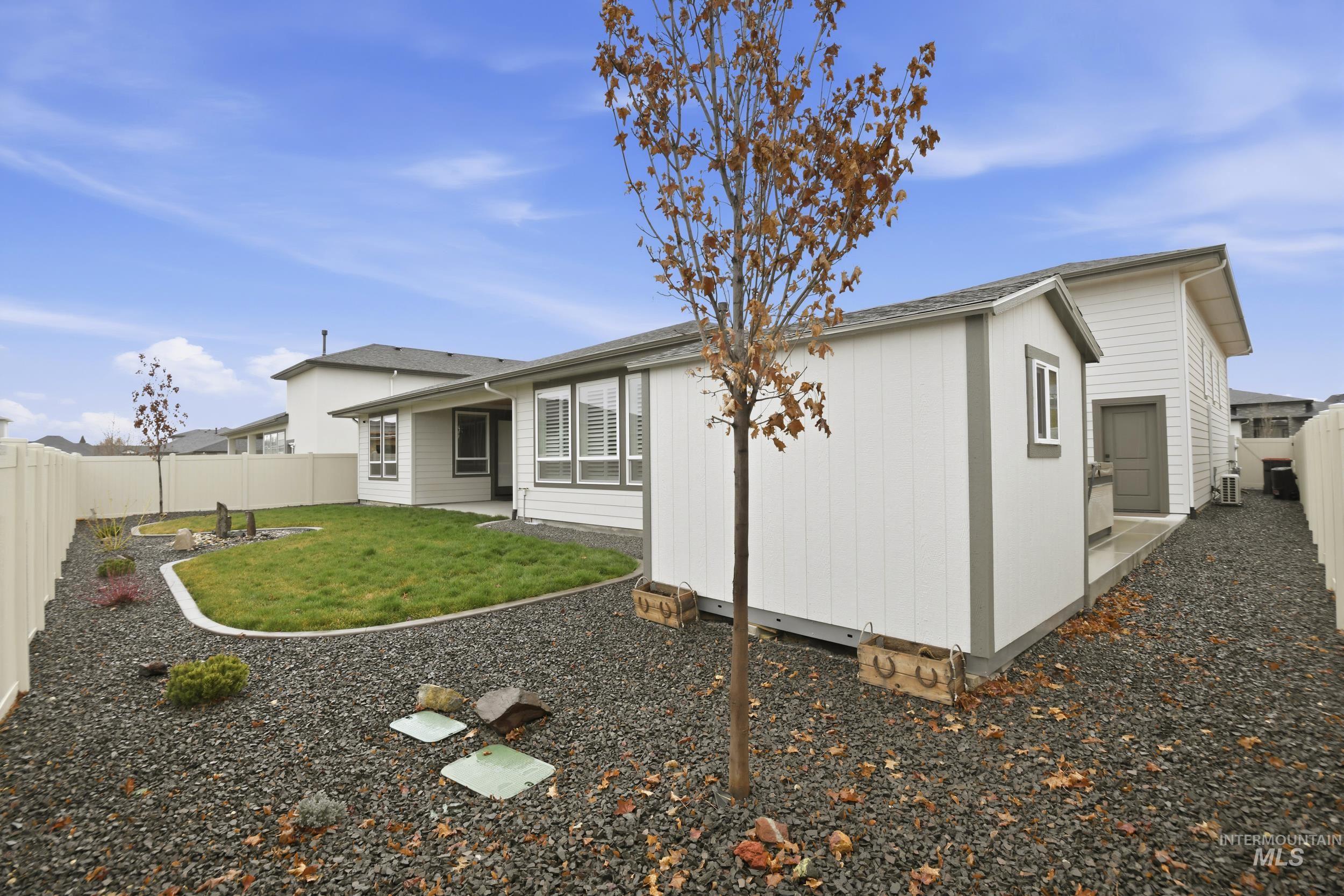 4640 N McKinley Park, Meridian, Idaho 83646, 3 Bedrooms, 2.5 Bathrooms, Residential For Sale, Price $859,900, 98977052