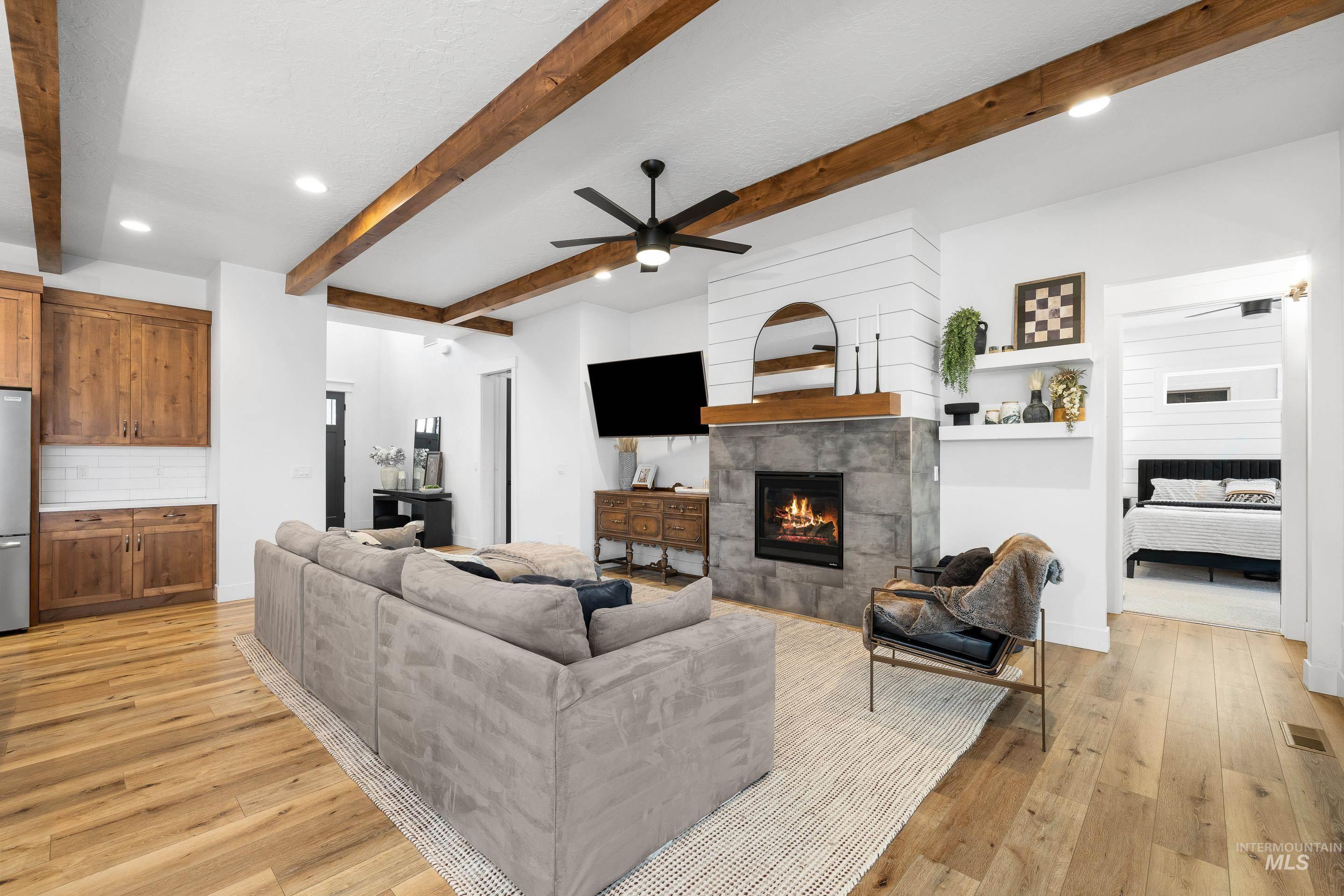 18119 N Fallspring Pl, Nampa, Idaho 83687, 4 Bedrooms, 2.5 Bathrooms, Residential For Sale, Price $785,000, 98977053