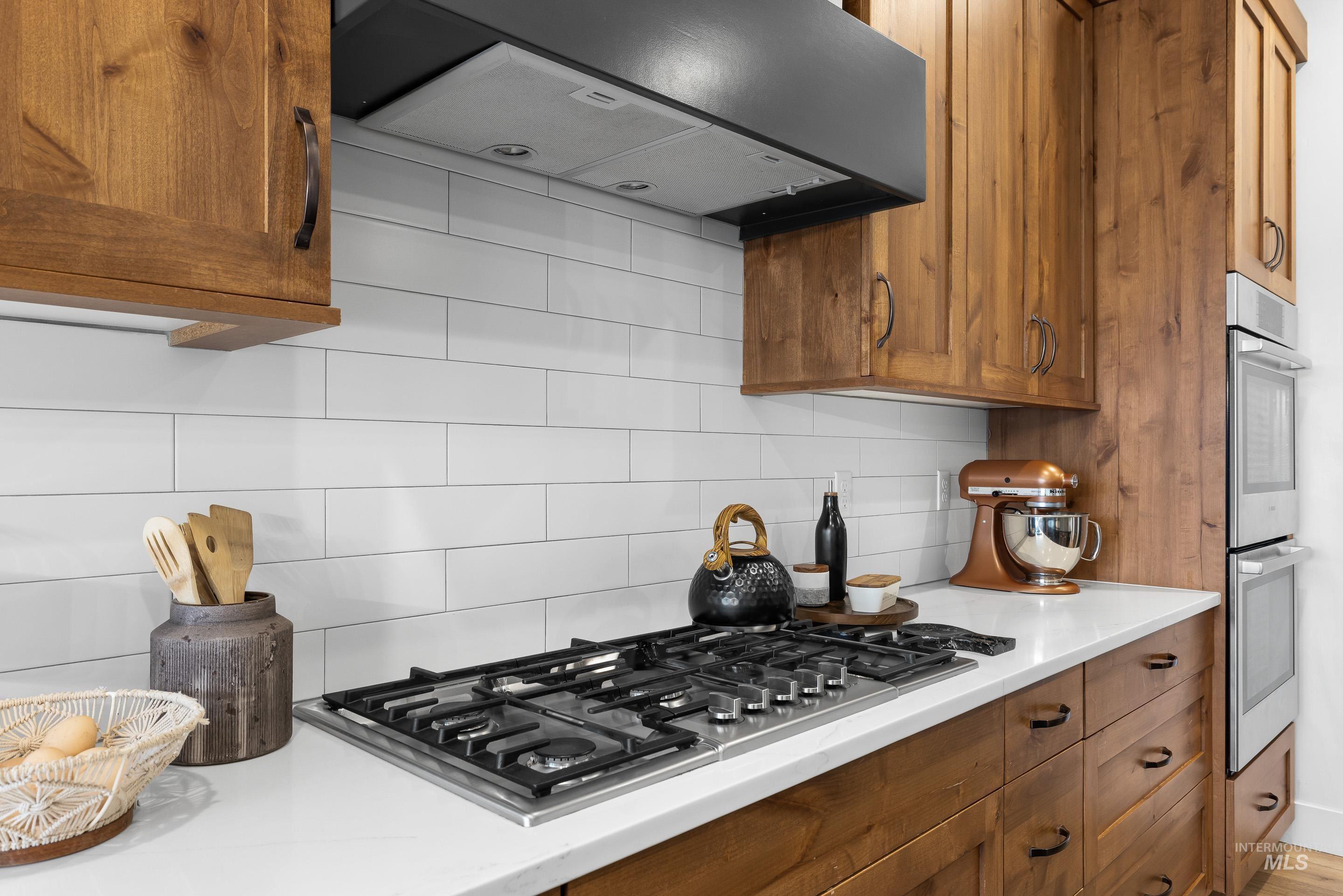 18119 N Fallspring Pl, Nampa, Idaho 83687, 4 Bedrooms, 2.5 Bathrooms, Residential For Sale, Price $785,000, 98977053