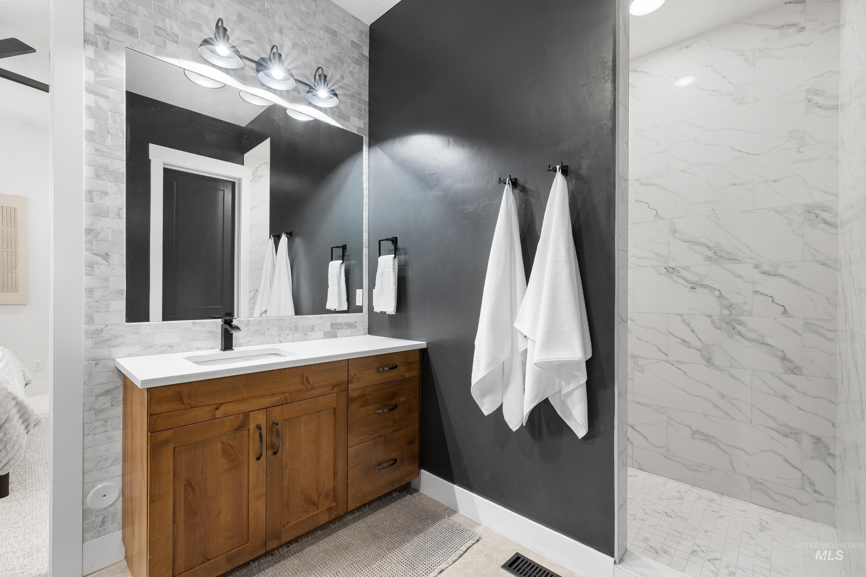 18119 N Fallspring Pl, Nampa, Idaho 83687, 4 Bedrooms, 2.5 Bathrooms, Residential For Sale, Price $785,000, 98977053