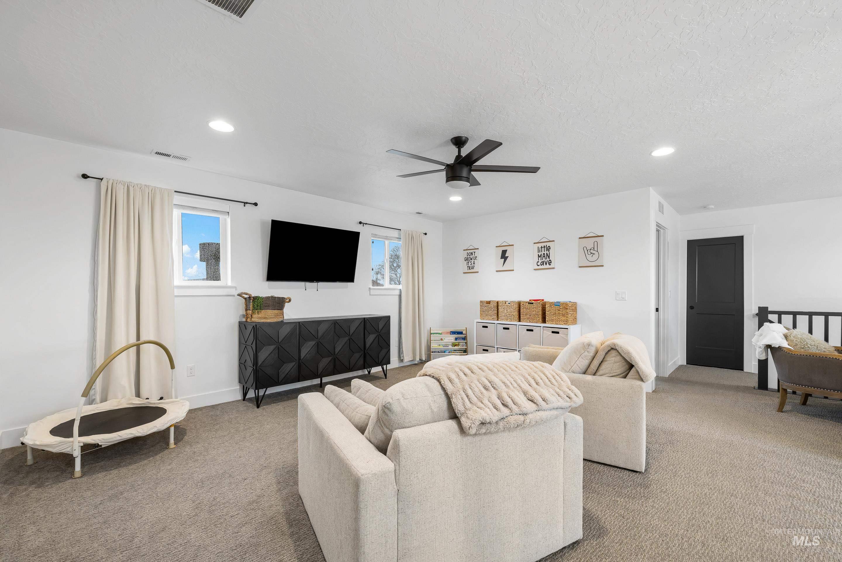 18119 N Fallspring Pl, Nampa, Idaho 83687, 4 Bedrooms, 2.5 Bathrooms, Residential For Sale, Price $785,000, 98977053