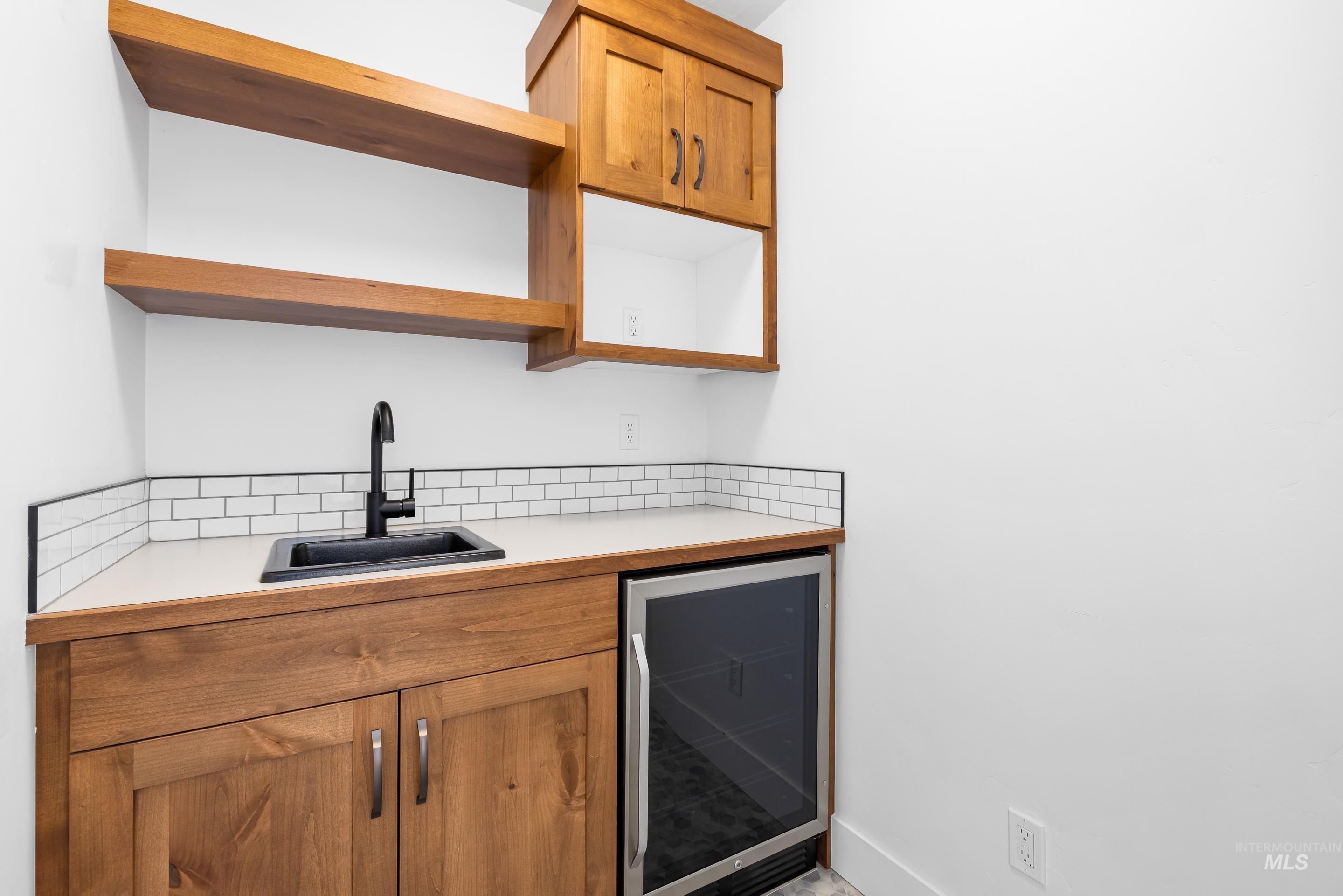 18119 N Fallspring Pl, Nampa, Idaho 83687, 4 Bedrooms, 2.5 Bathrooms, Residential For Sale, Price $785,000, 98977053