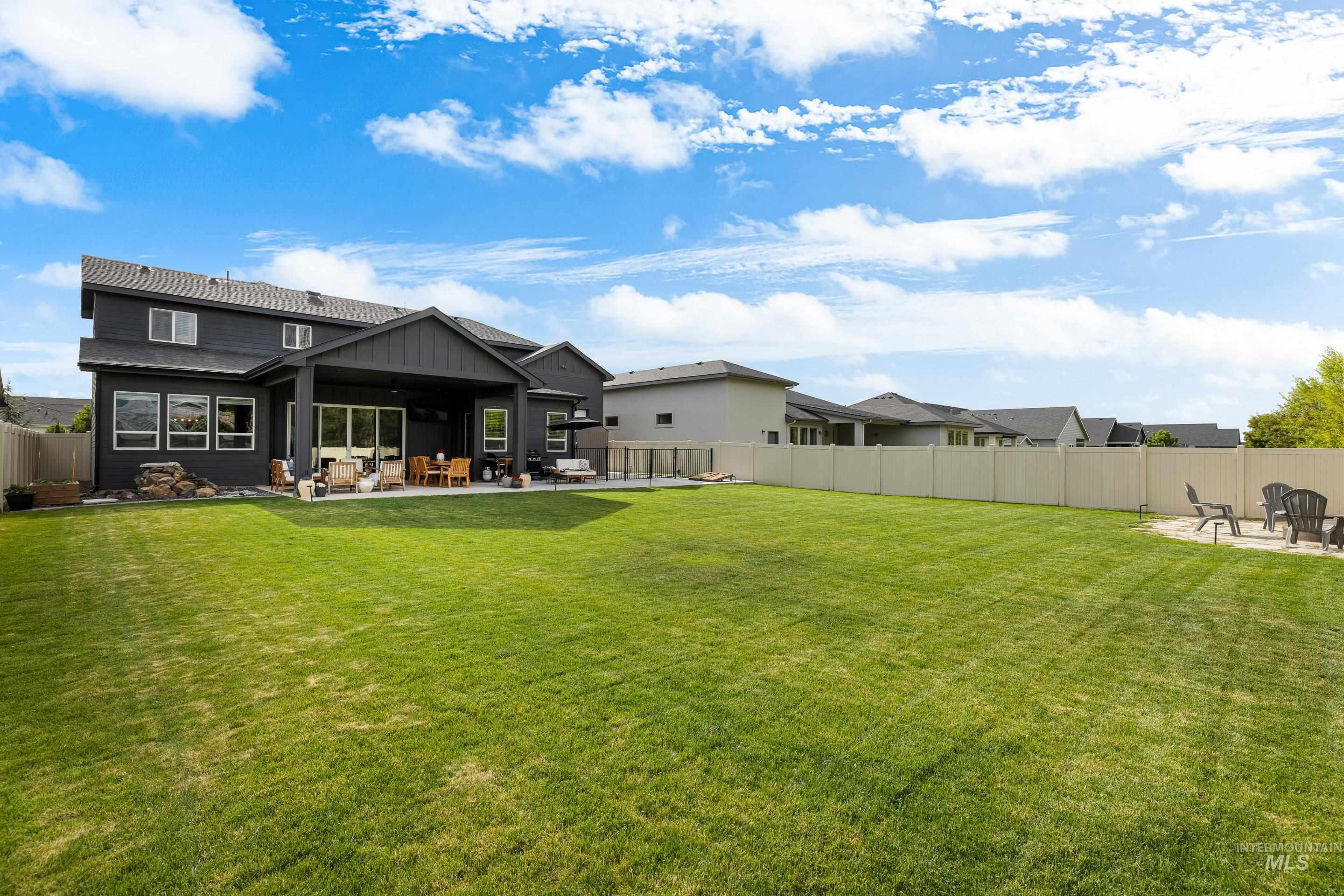 18119 N Fallspring Pl, Nampa, Idaho 83687, 4 Bedrooms, 2.5 Bathrooms, Residential For Sale, Price $785,000, 98977053