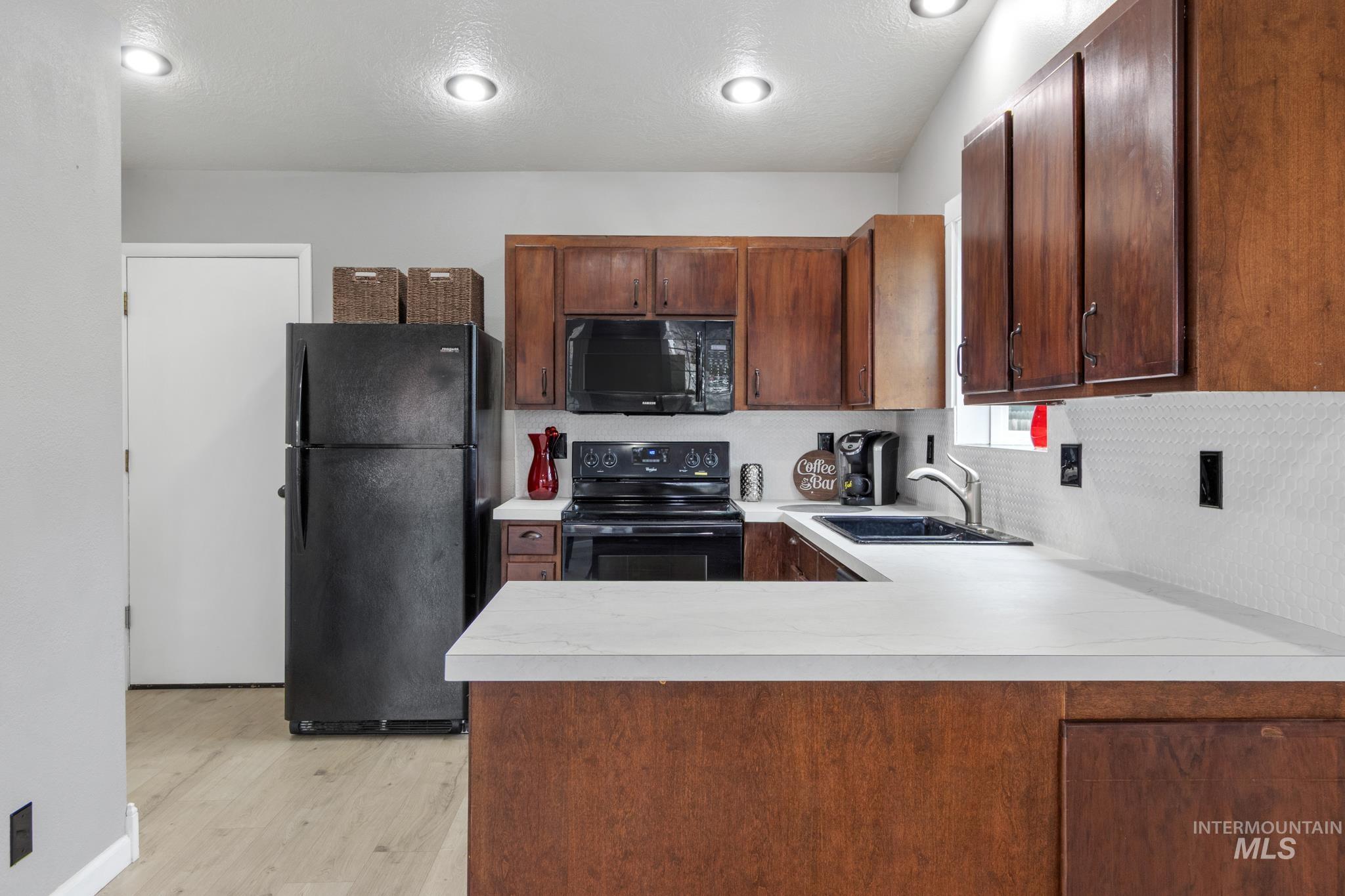 4506 N Fifeshire Way, Boise, Idaho 83713, 3 Bedrooms, 2 Bathrooms, Residential For Sale, Price $369,900, 98977055