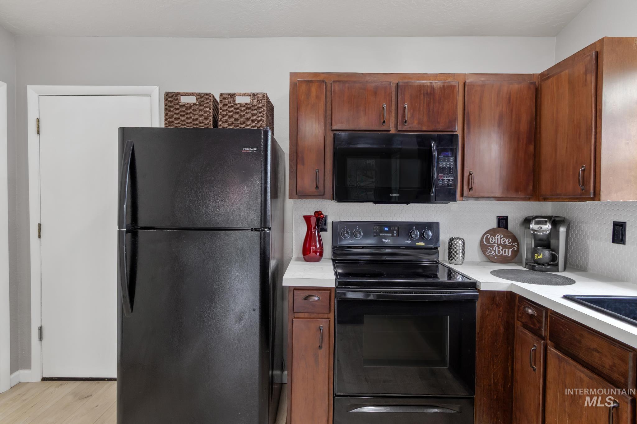 4506 N Fifeshire Way, Boise, Idaho 83713, 3 Bedrooms, 2 Bathrooms, Residential For Sale, Price $369,900, 98977055