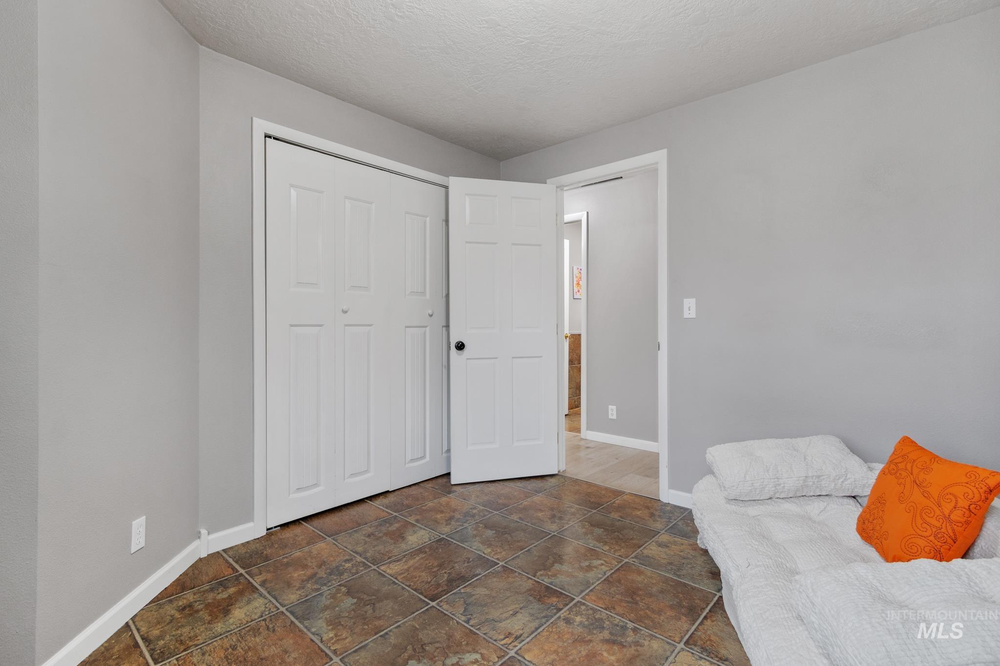 4506 N Fifeshire Way, Boise, Idaho 83713, 3 Bedrooms, 2 Bathrooms, Residential For Sale, Price $369,900, 98977055