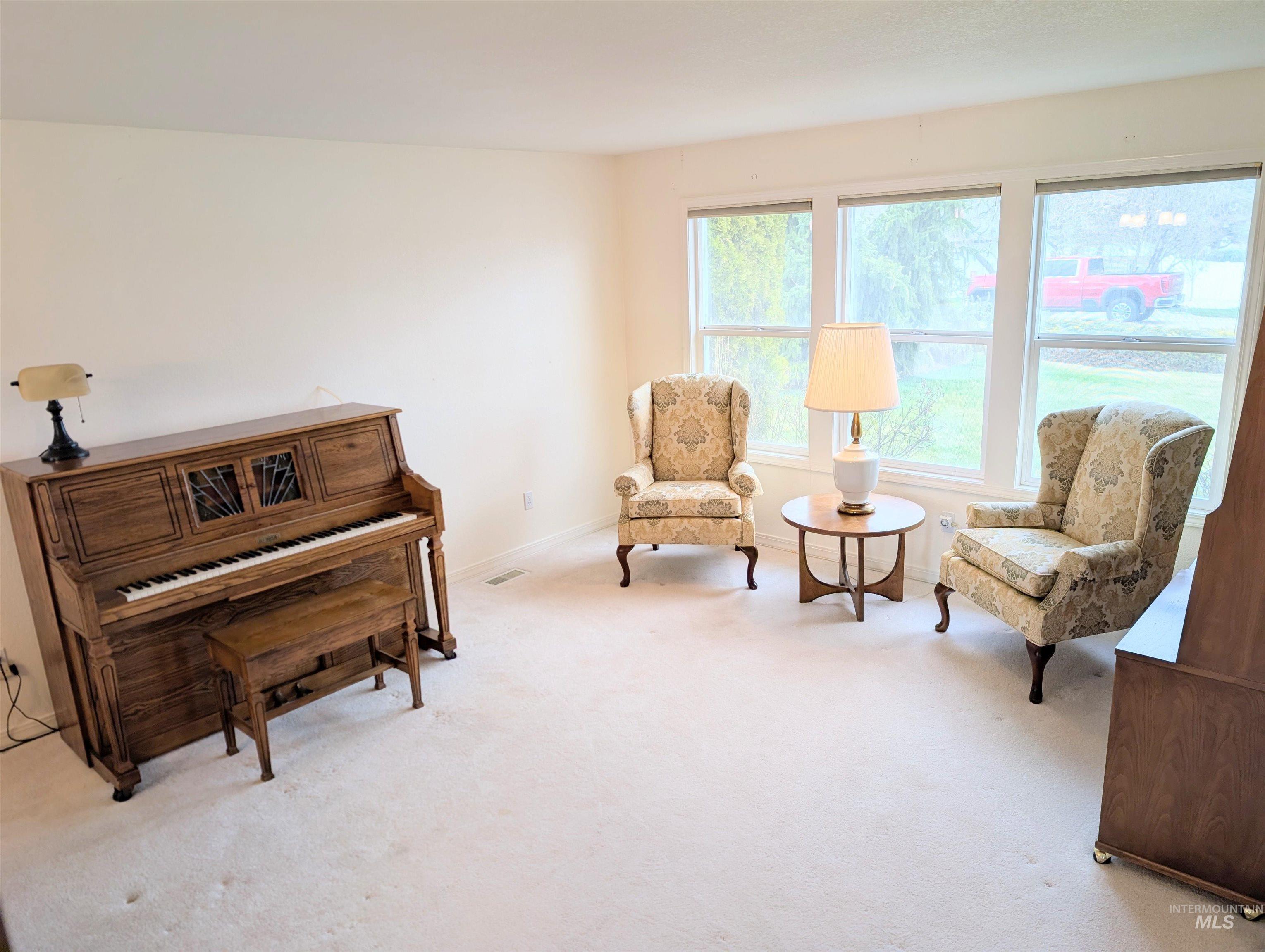 24963 Fox Ridge Dr, Caldwell, Idaho 83607, 3 Bedrooms, 2 Bathrooms, Residential For Sale, Price $1,MLS 98977056