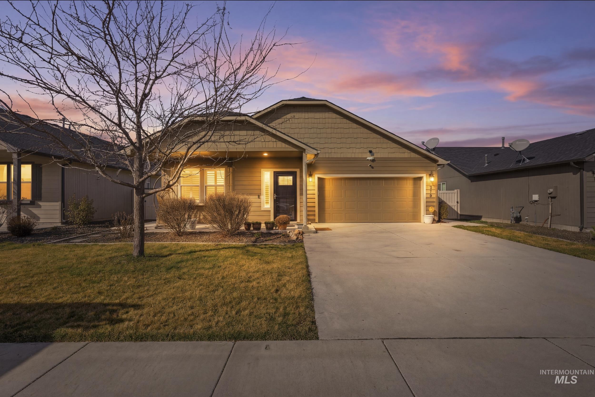 310 S Voyage Ave, Caldwell, Idaho 83605, 3 Bedrooms, 2 Bathrooms, Residential For Sale, Price $430,000,MLS 98977059