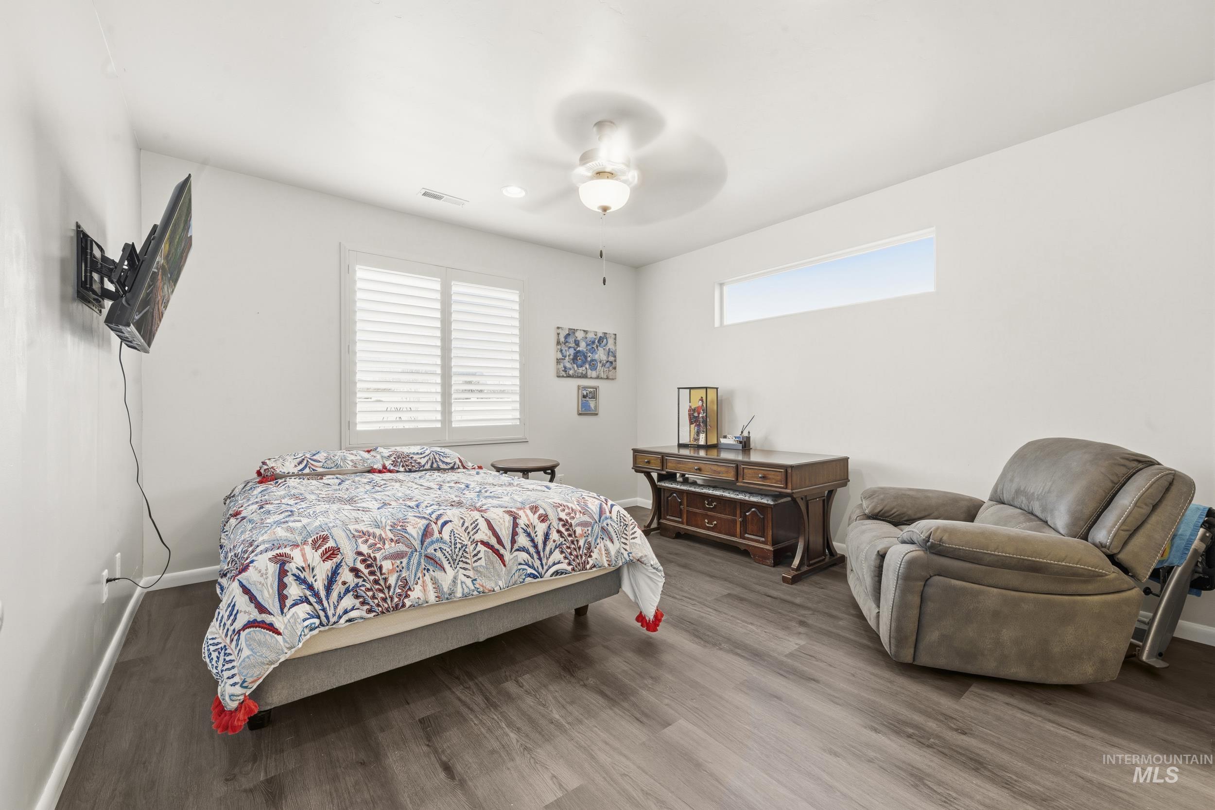 310 S Voyage Ave, Caldwell, Idaho 83605, 3 Bedrooms, 2 Bathrooms, Residential For Sale, Price $430,000,MLS 98977059