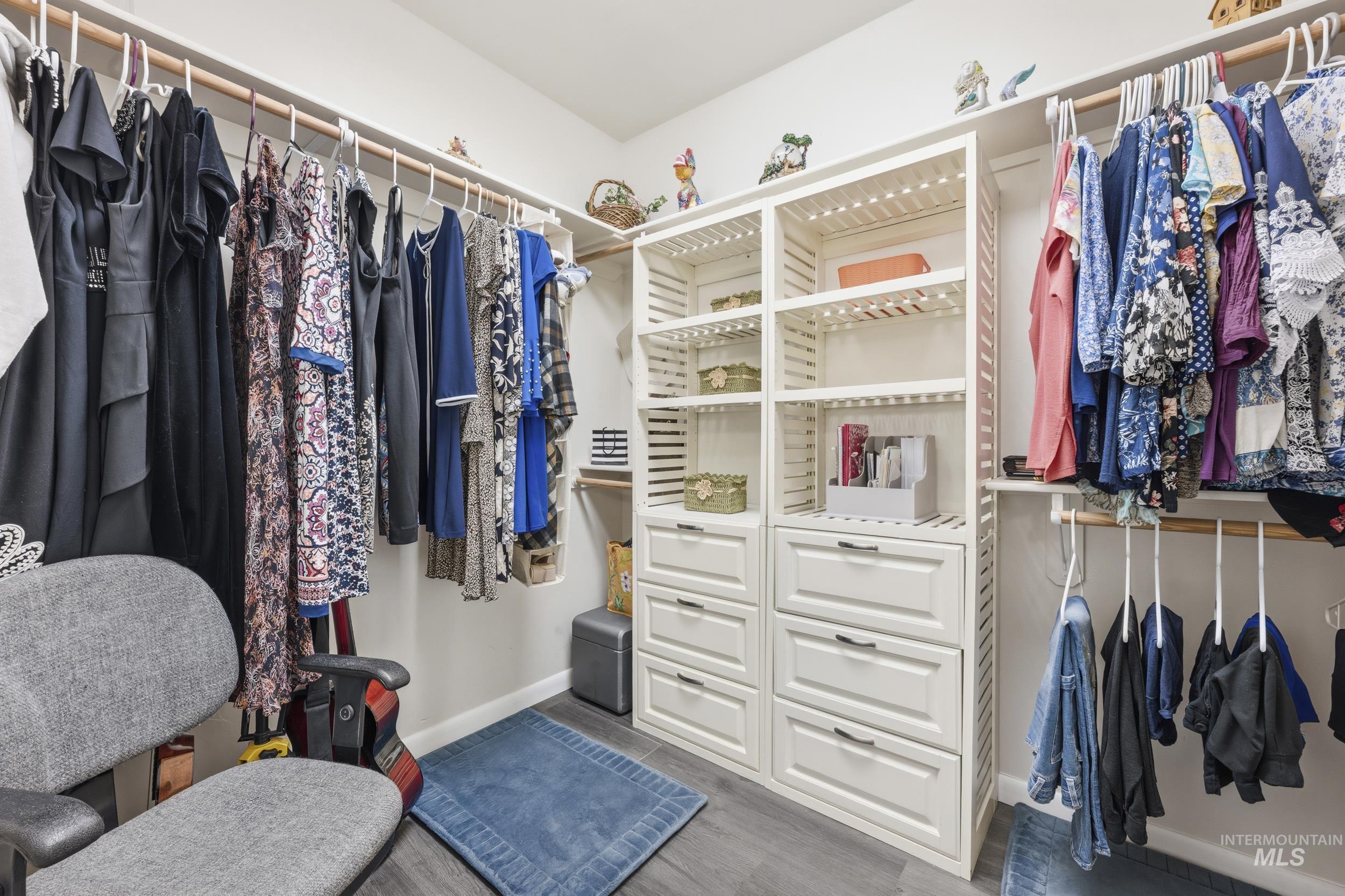 310 S Voyage Ave, Caldwell, Idaho 83605, 3 Bedrooms, 2 Bathrooms, Residential For Sale, Price $430,000,MLS 98977059