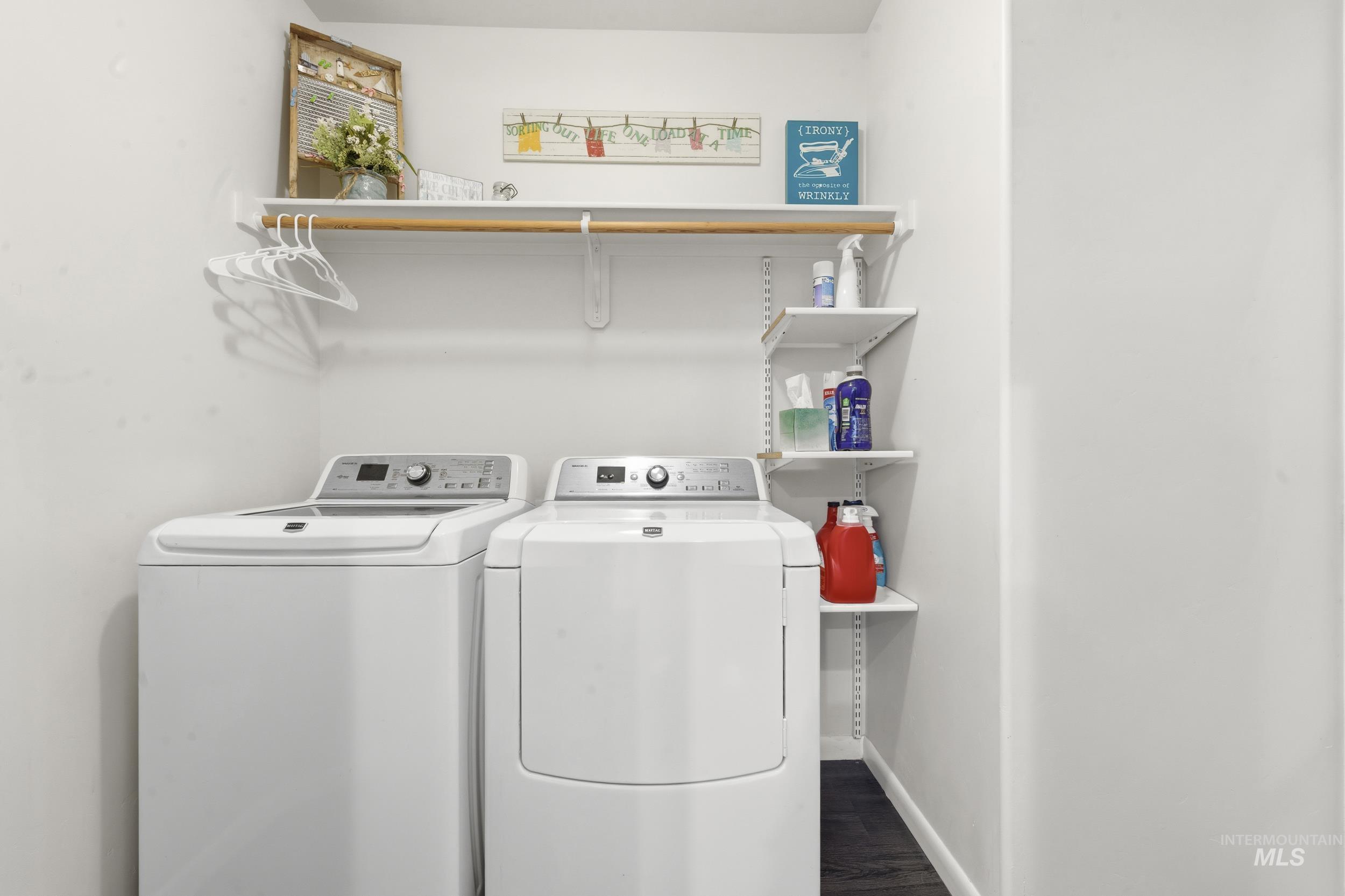 310 S Voyage Ave, Caldwell, Idaho 83605, 3 Bedrooms, 2 Bathrooms, Residential For Sale, Price $430,000,MLS 98977059