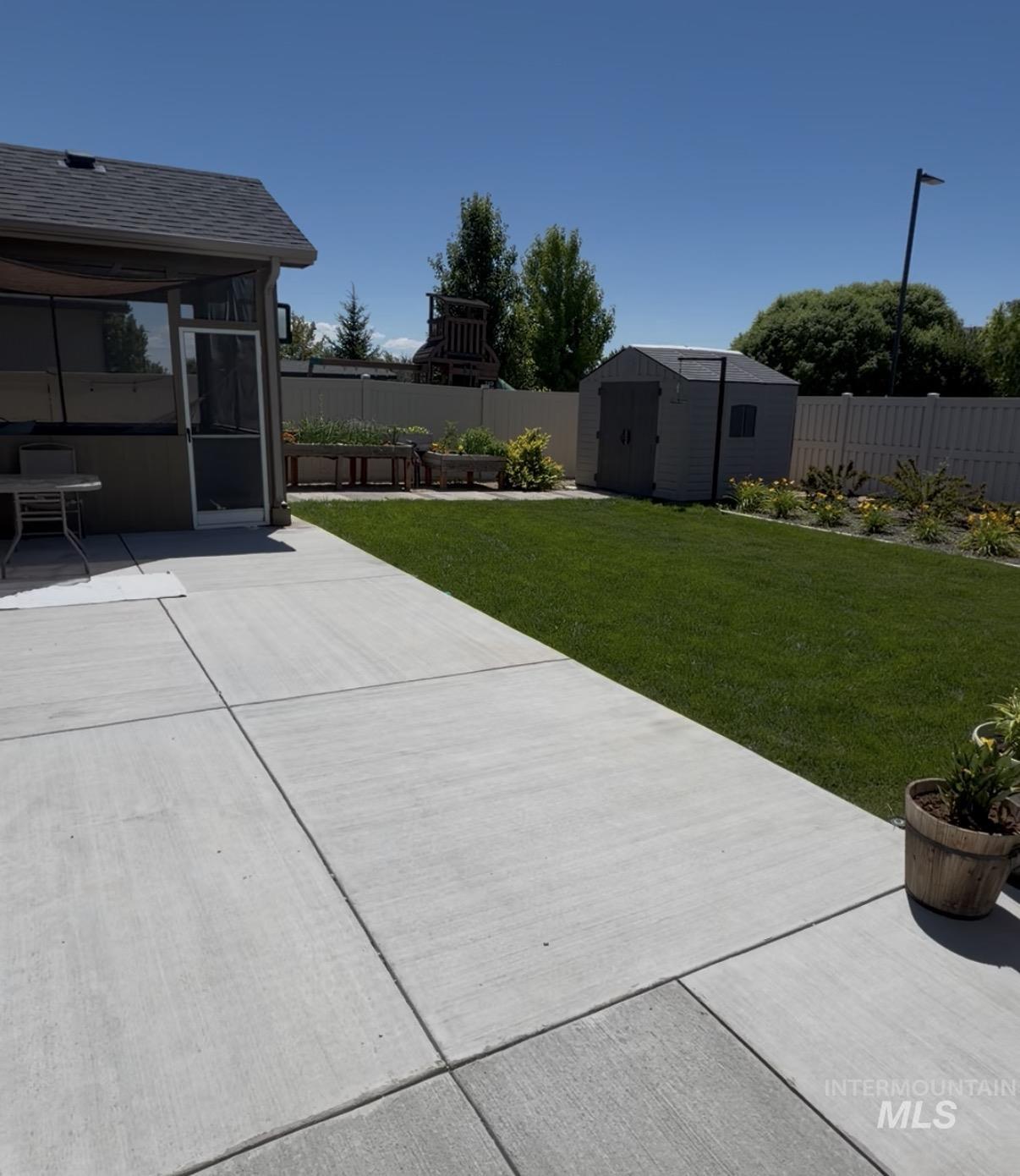310 S Voyage Ave, Caldwell, Idaho 83605, 3 Bedrooms, 2 Bathrooms, Residential For Sale, Price $420,000,MLS 98977059
