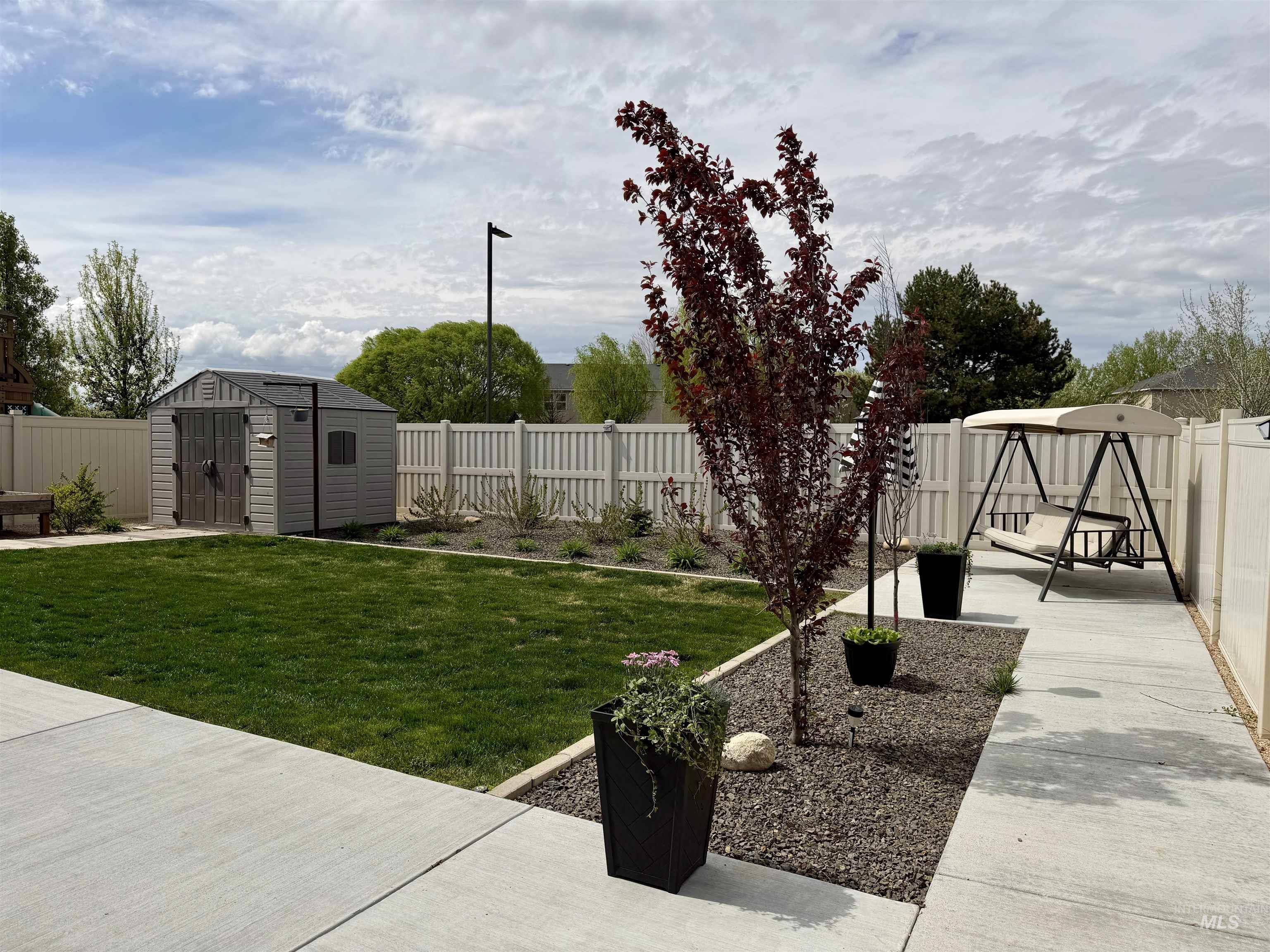310 S Voyage Ave, Caldwell, Idaho 83605, 3 Bedrooms, 2 Bathrooms, Residential For Sale, Price $430,000,MLS 98977059