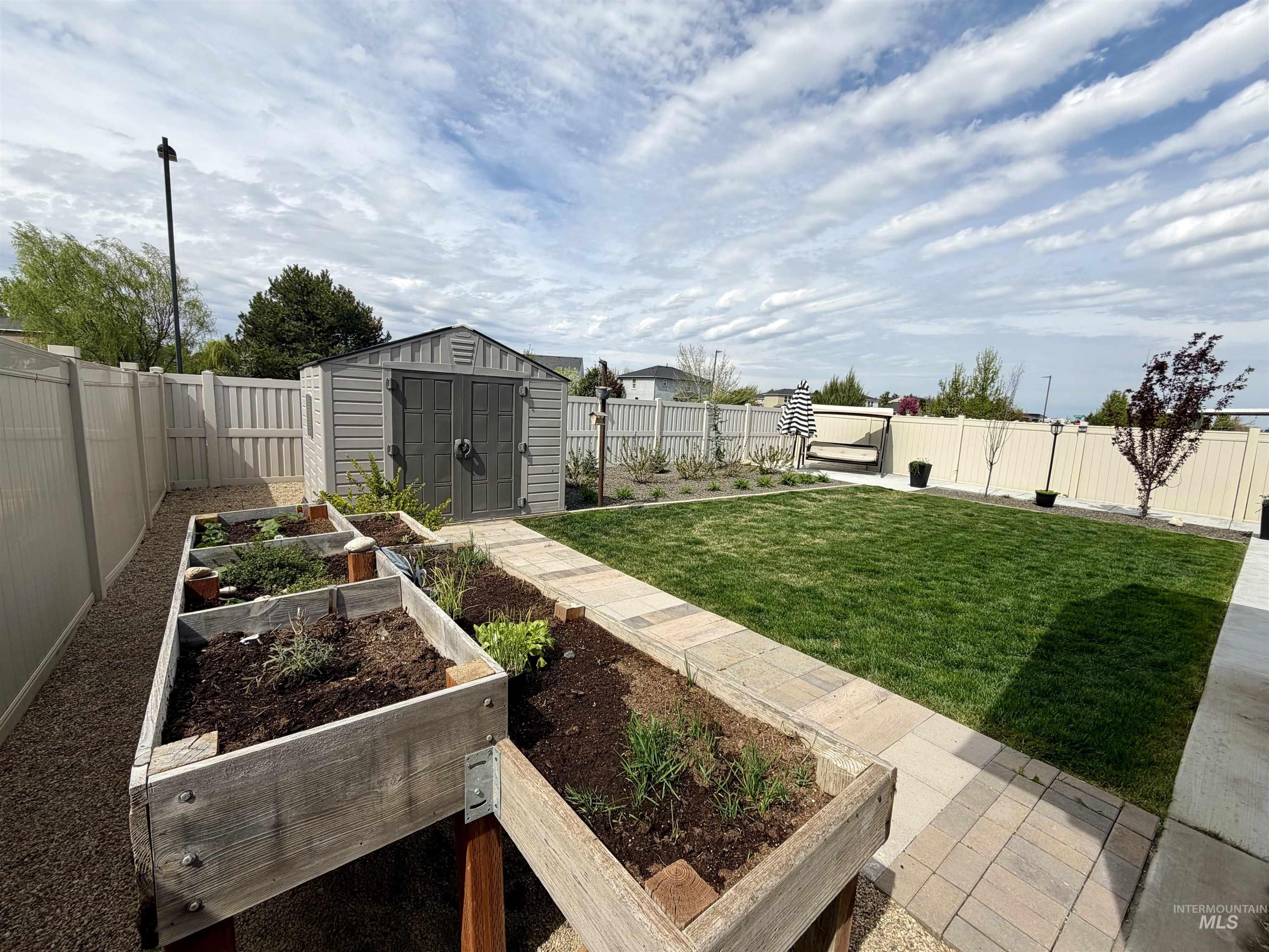 310 S Voyage Ave, Caldwell, Idaho 83605, 3 Bedrooms, 2 Bathrooms, Residential For Sale, Price $430,000,MLS 98977059