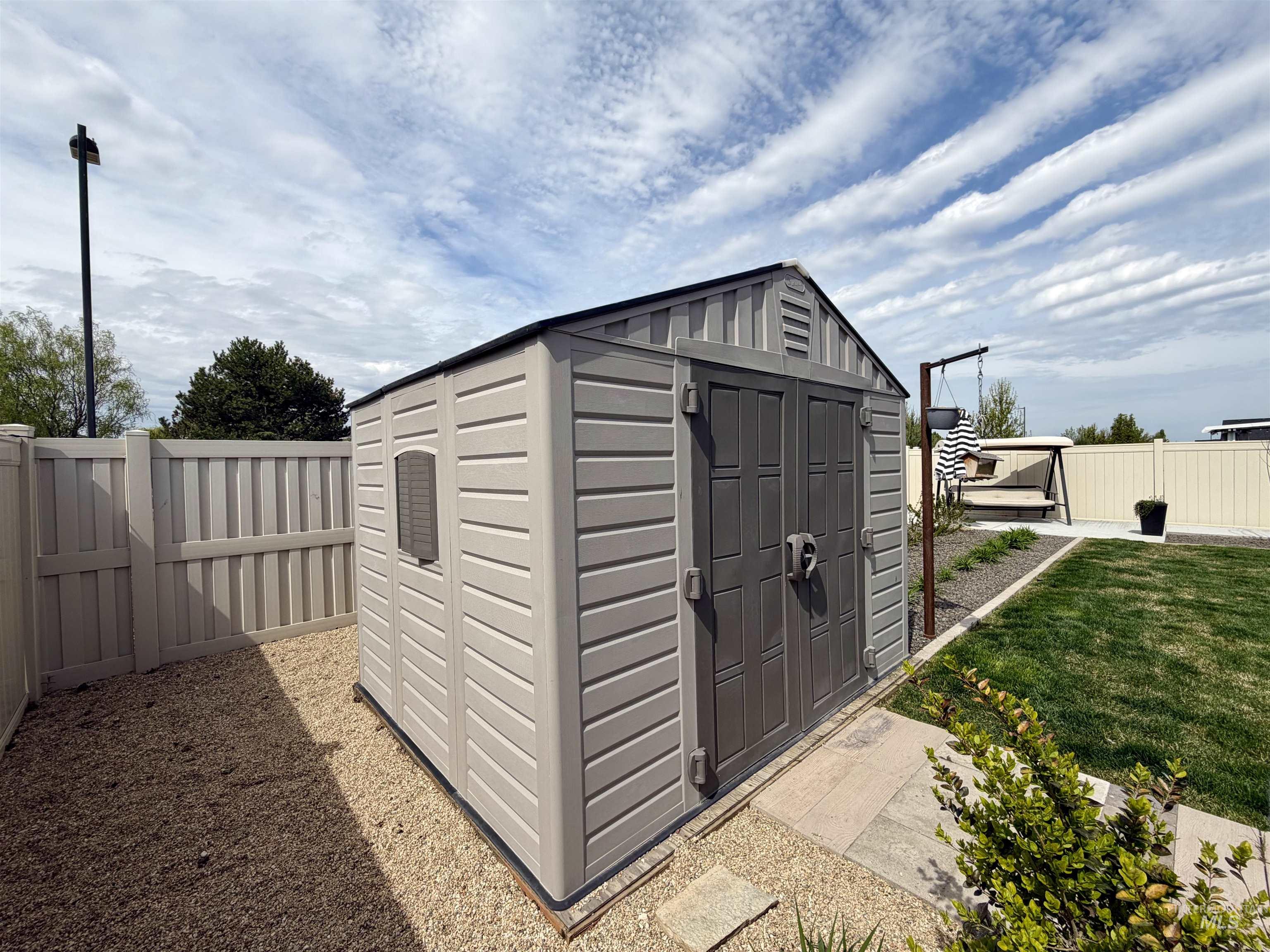 310 S Voyage Ave, Caldwell, Idaho 83605, 3 Bedrooms, 2 Bathrooms, Residential For Sale, Price $430,000,MLS 98977059