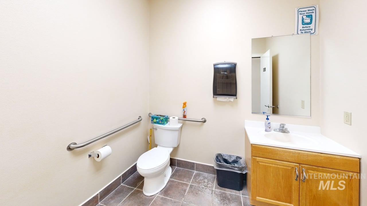 1271 Port Dr, Clarkston, Washington 99403, Business/Commercial For Sale, Price $1,250,000,MLS 98977062