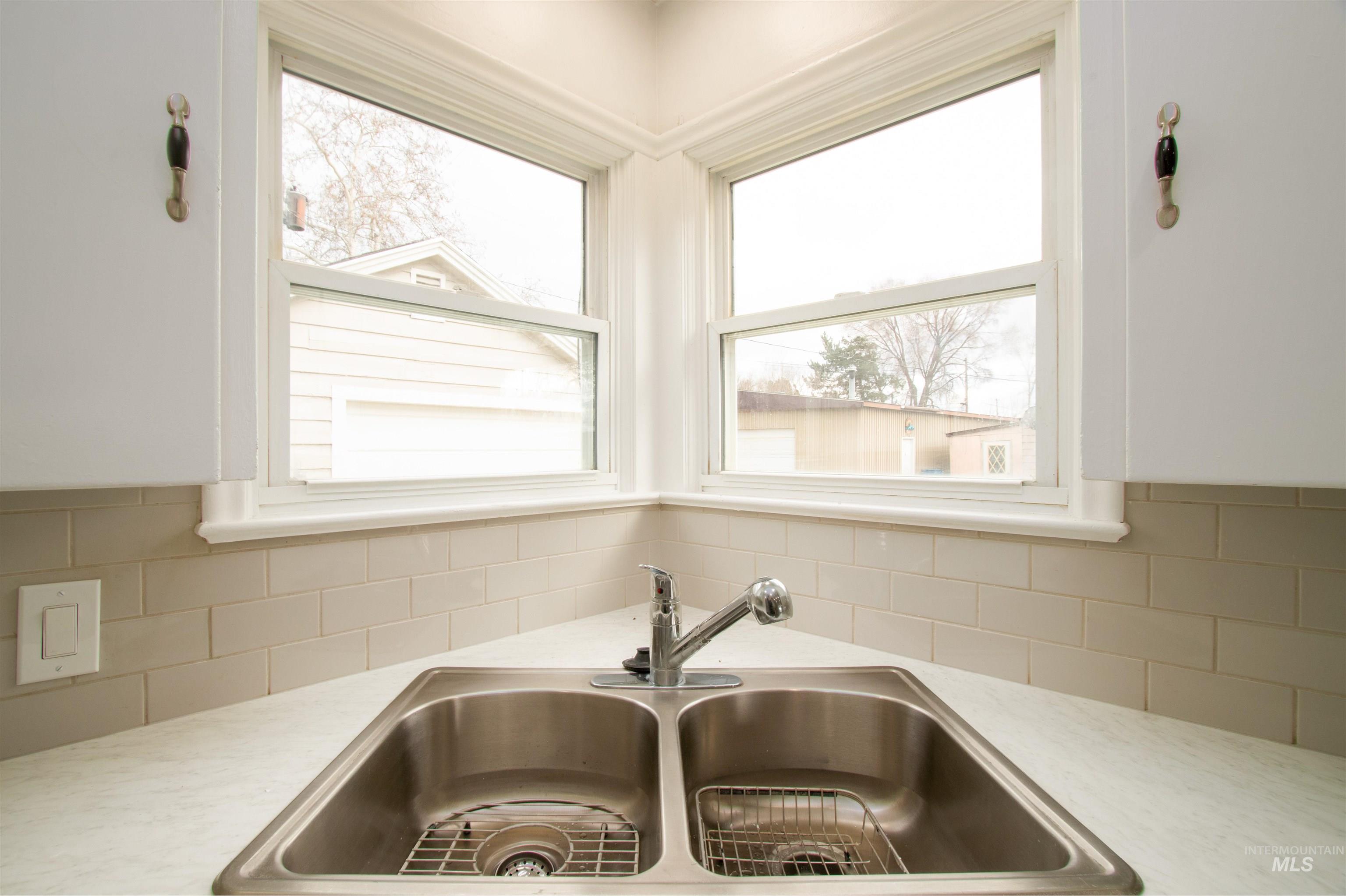 616 S Canyon St, Nampa, Idaho 83686, 2 Bedrooms, 1 Bathroom, Residential For Sale, Price $304,900, 98977064