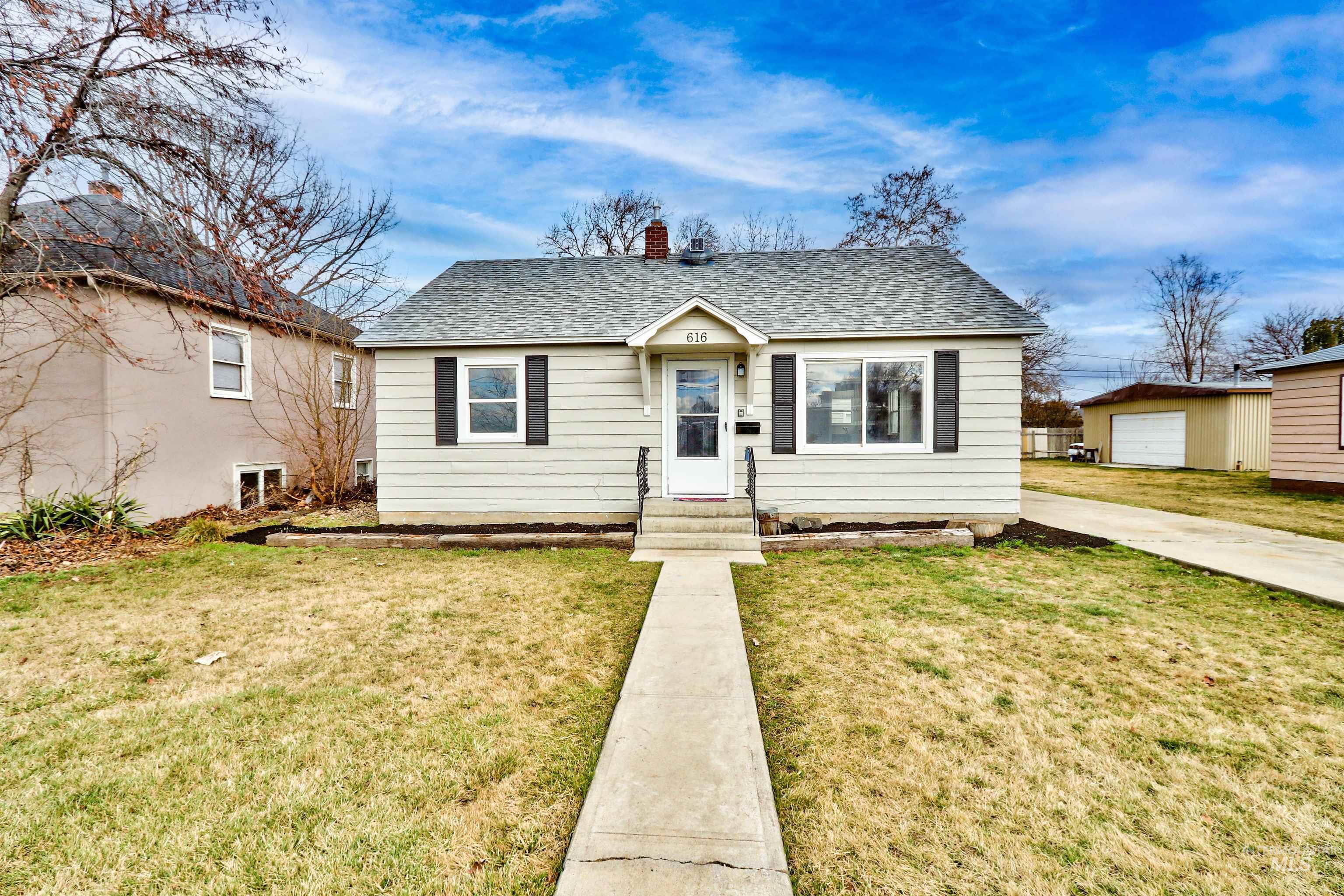 616 S Canyon St, Nampa, Idaho 83686, 2 Bedrooms, 1 Bathroom, Residential For Sale, Price $304,900, 98977064