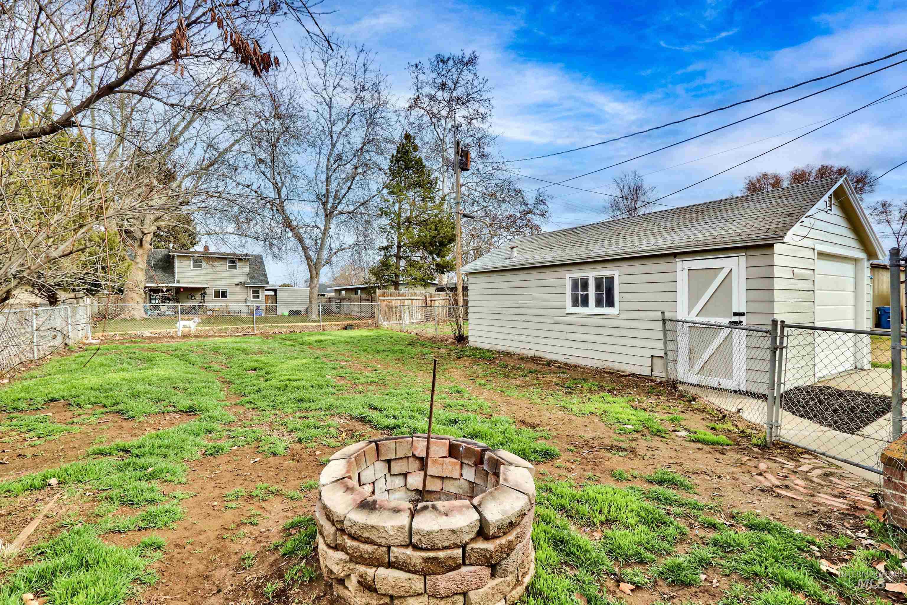 616 S Canyon St, Nampa, Idaho 83686, 2 Bedrooms, 1 Bathroom, Residential For Sale, Price $304,900, 98977064