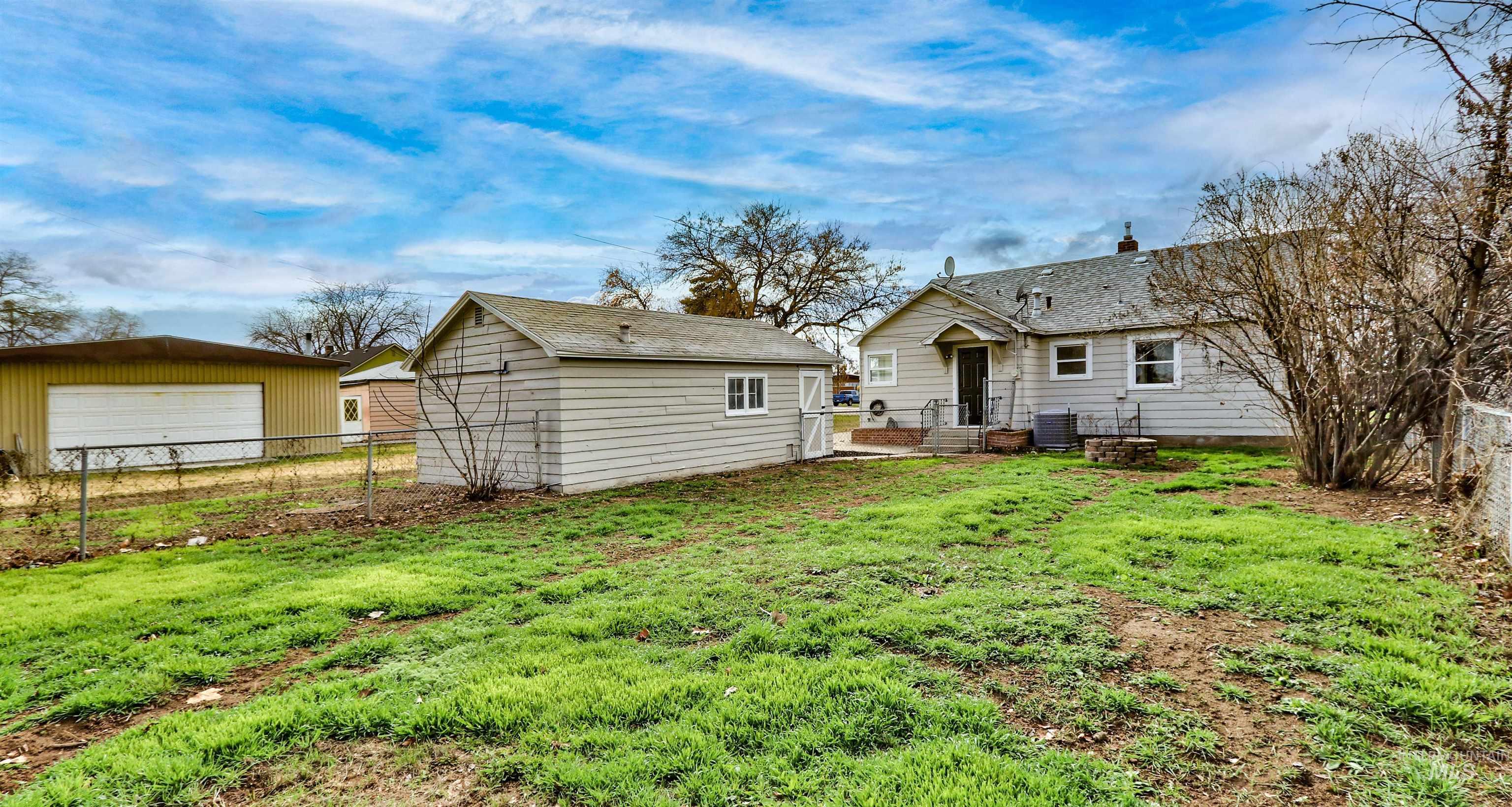 616 S Canyon St, Nampa, Idaho 83686, 2 Bedrooms, 1 Bathroom, Residential For Sale, Price $304,900, 98977064