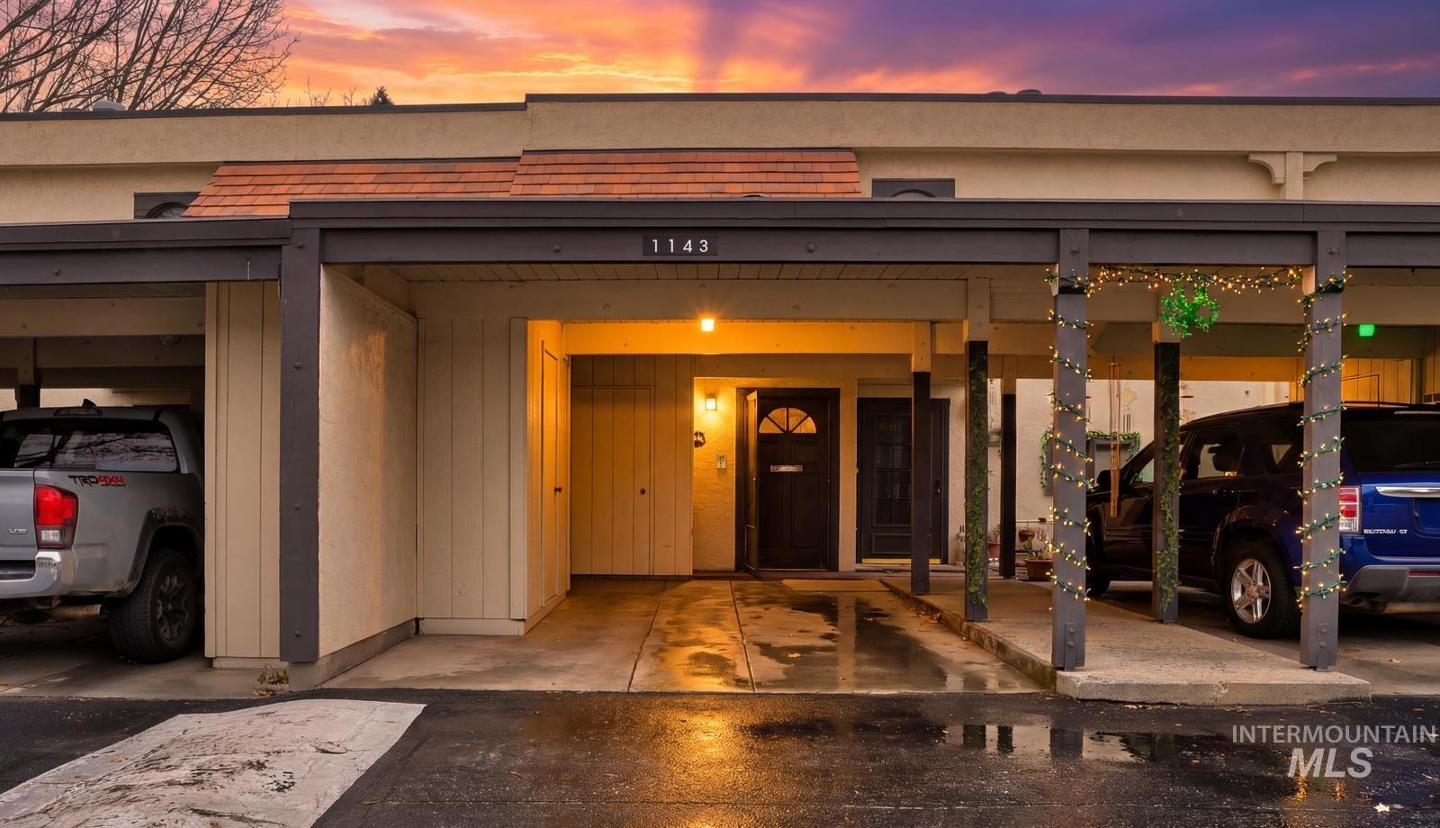 1143 N Camelot Drive, Boise, Idaho 83704, 1 Bedroom, 1 Bathroom, Residential For Sale, Price $299,000, 98977065