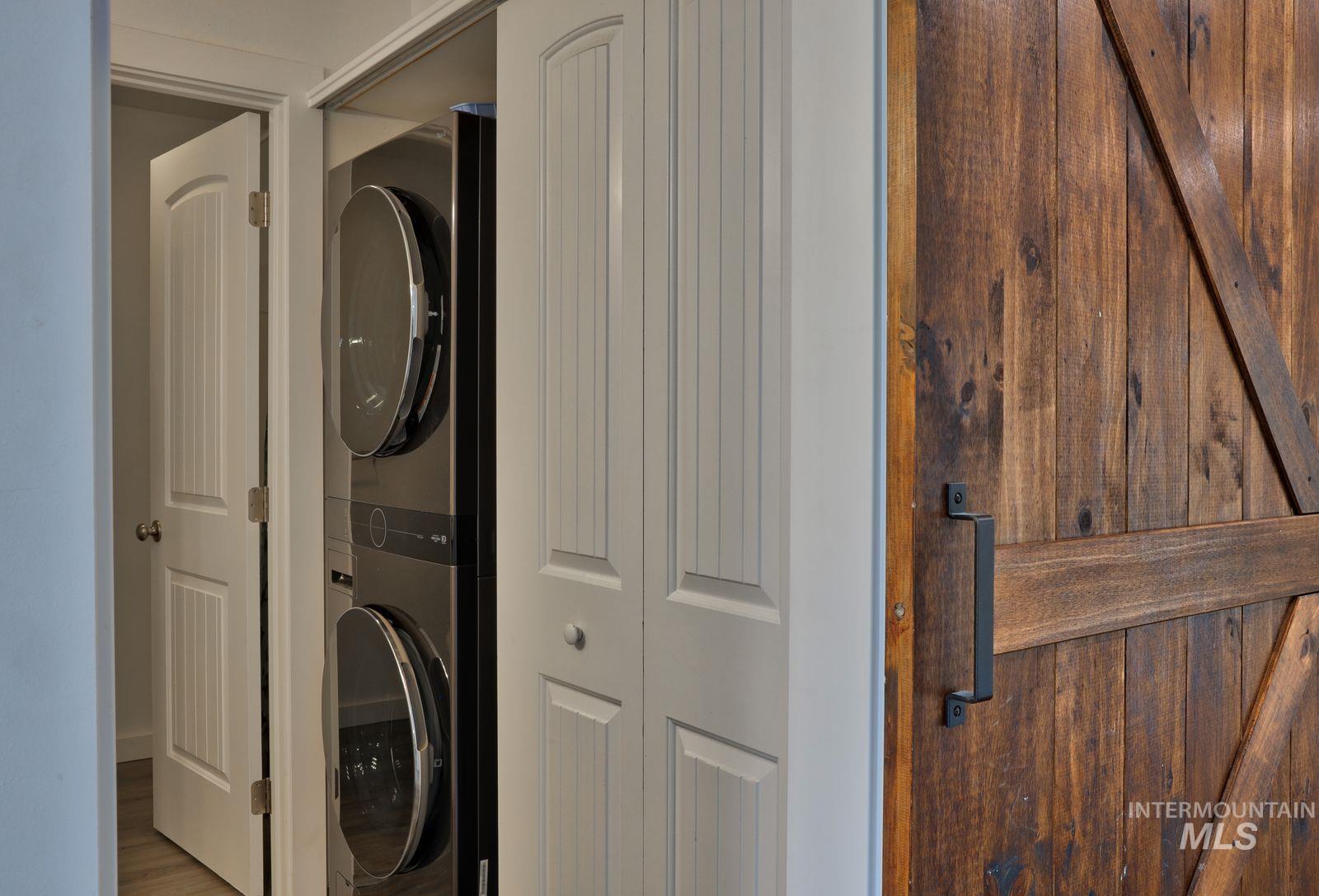 1143 N Camelot Drive, Boise, Idaho 83704, 1 Bedroom, 1 Bathroom, Residential For Sale, Price $299,000, 98977065