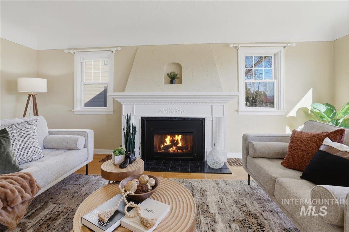 3205 W Crescent Rim Drive, Boise, Idaho 83706, 4 Bedrooms, 2 Bathrooms, Residential For Sale, Price $879,000, 98977066