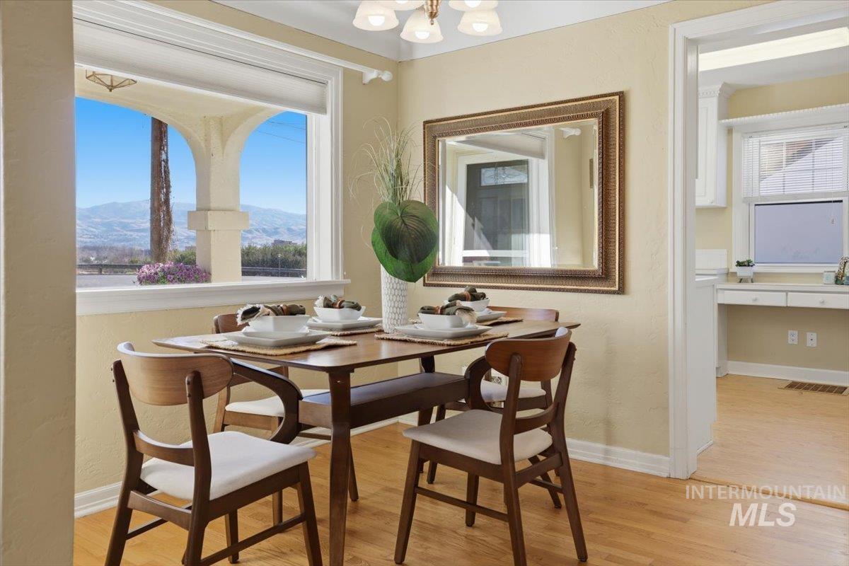 3205 W Crescent Rim Drive, Boise, Idaho 83706, 4 Bedrooms, 2 Bathrooms, Residential For Sale, Price $879,000, 98977066